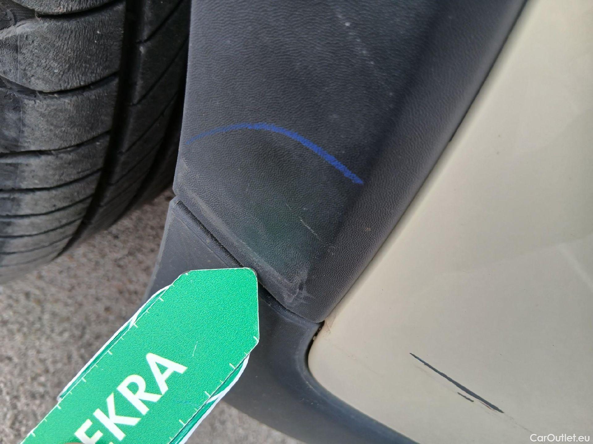  Renault  Captur  Zen 0.9 TCe 90CV MT5 E6 #58