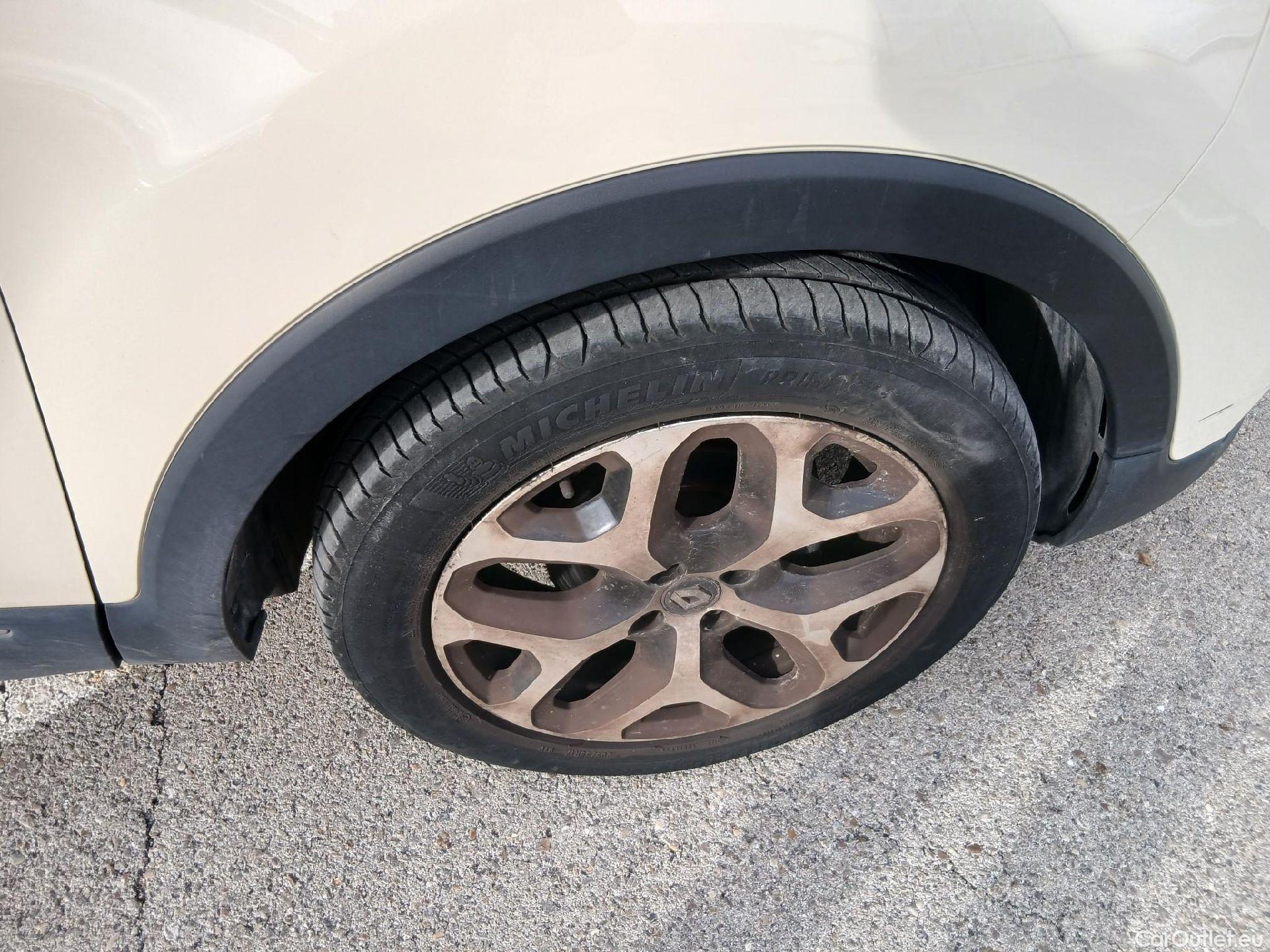  Renault  Captur  Zen 0.9 TCe 90CV MT5 E6 #17