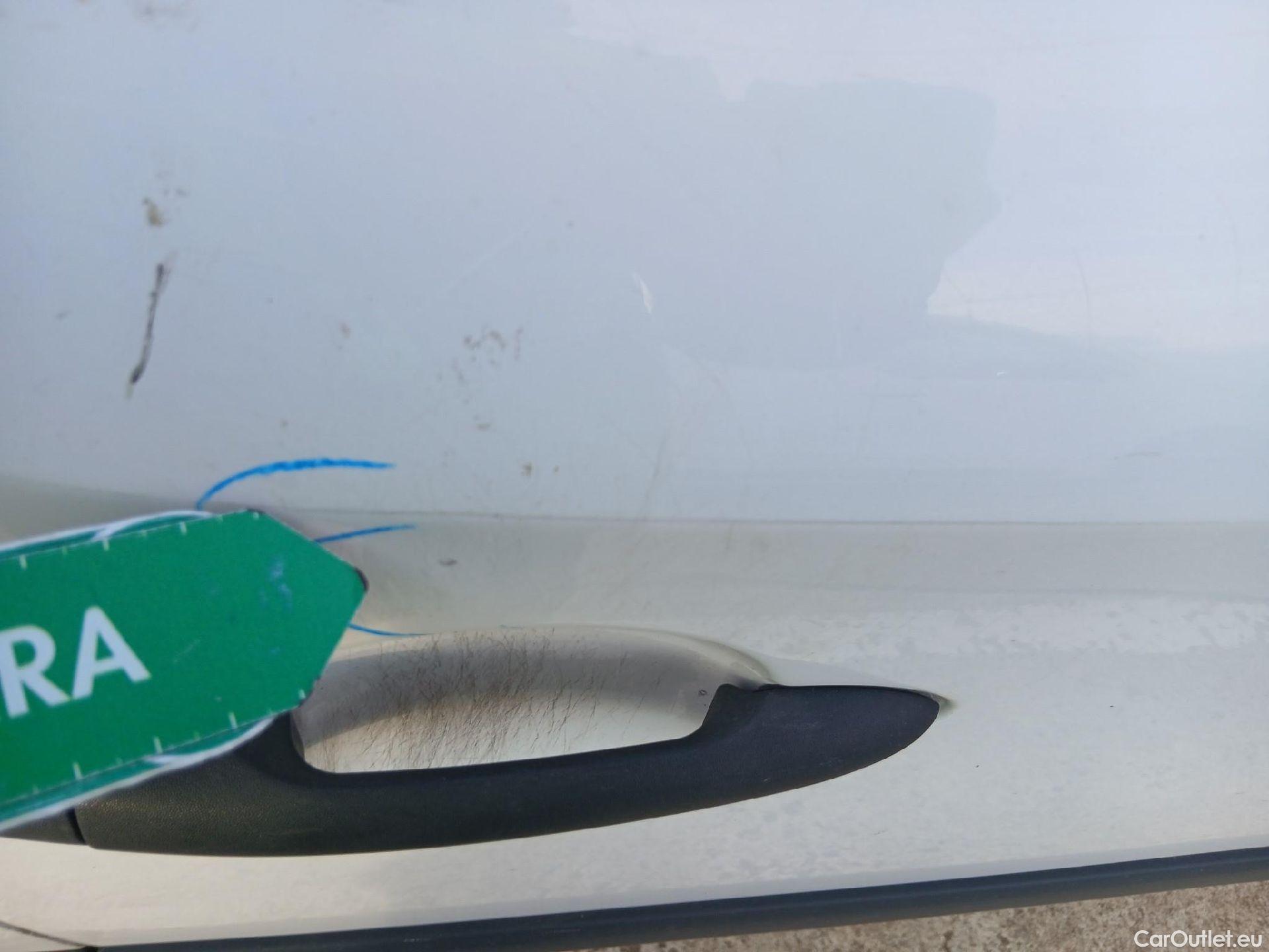  Nissan  NV200 NISSAN NV250 / 2019 / 4P / furgón 2pl 1.5dCi 70 kW (95 CV) L2H1 COMFORT #35