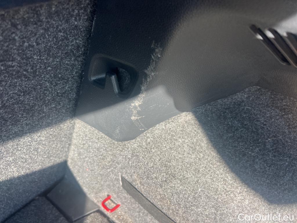  Seat  Arona SEAT  / 2021 / 5P / todoterreno 1.0 TSI 81kW (110CV) FR XM #11