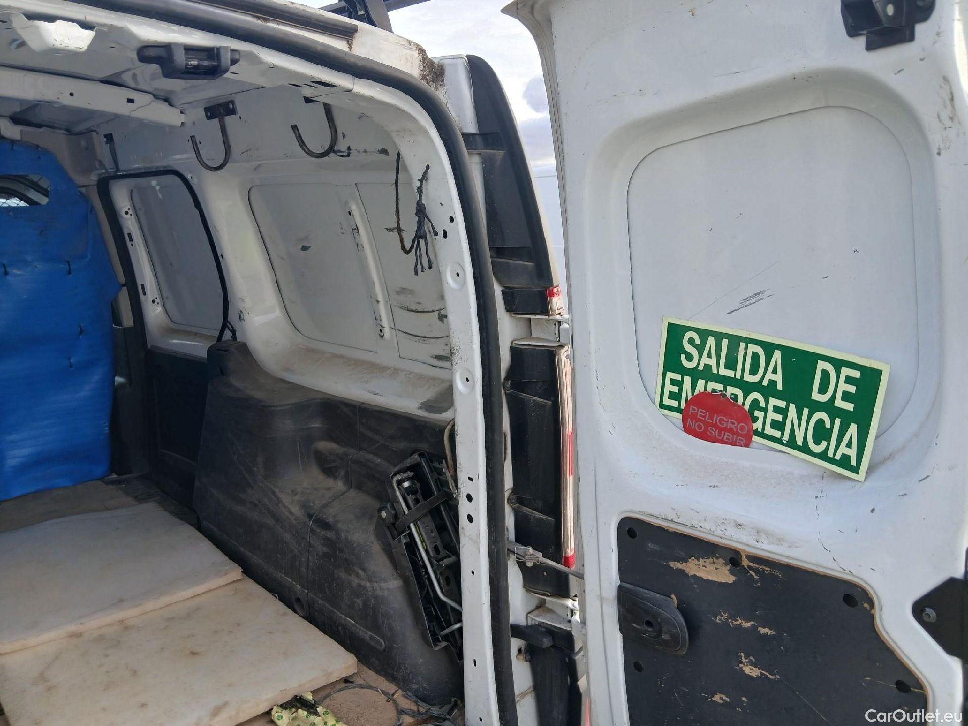  Nissan  NV200 NISSAN NV250 / 2019 / 4P / furgón 2pl 1.5dCi 70 kW (95 CV) L2H1 COMFORT #2