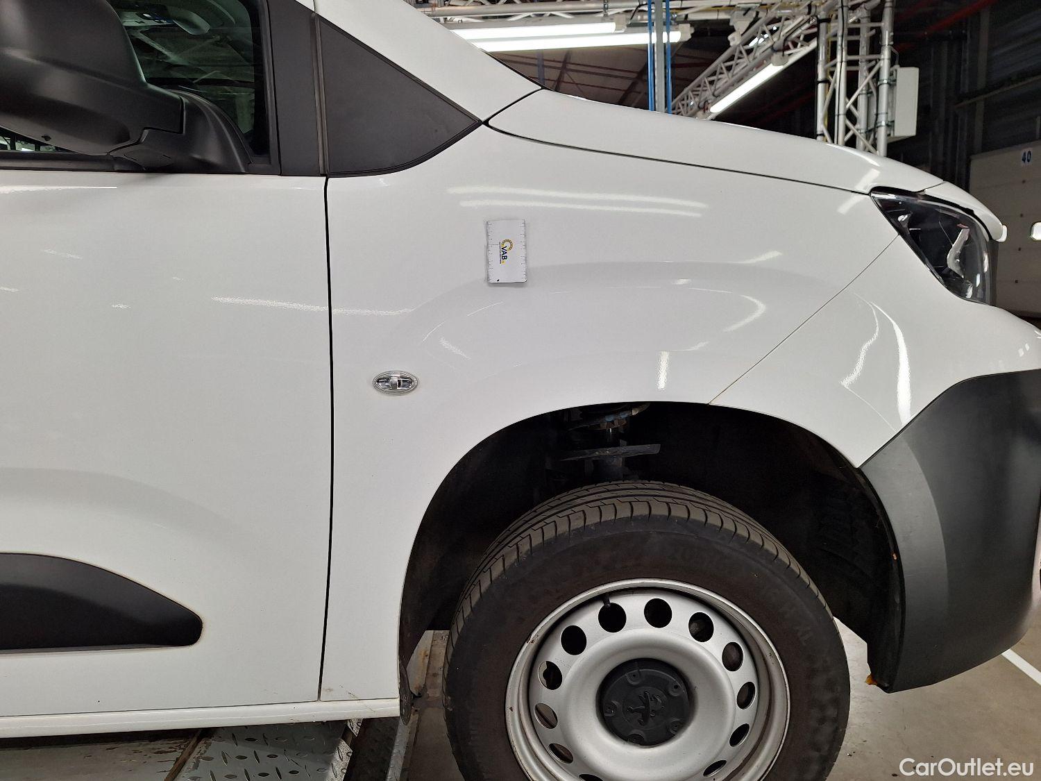  Peugeot  Partner Peugeot, _ '18, Peugeot  1.5 BHDi L2 Heavy 75kW DC Pro 5d #1