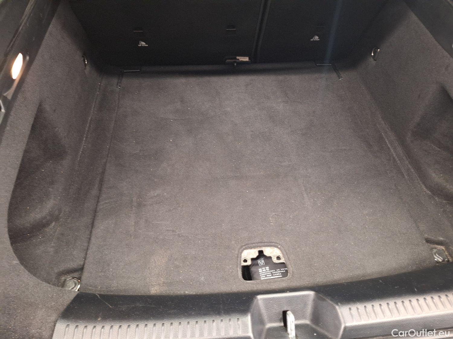  Mercedes  CLA-Klasse Mercedes, CLA-Class SB '19, Mercedes-Benz CLA Shooting Brake CLA 180 d Aut. 5d #41