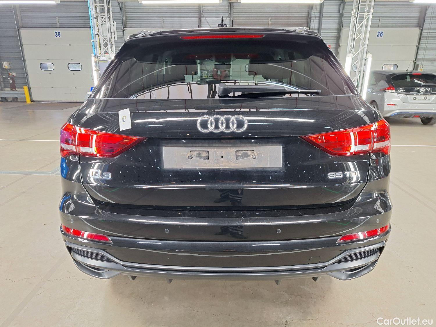  Audi  Q3 Audi,  '18, Audi  35 TDI S tronic S line Business Edition 5d #15