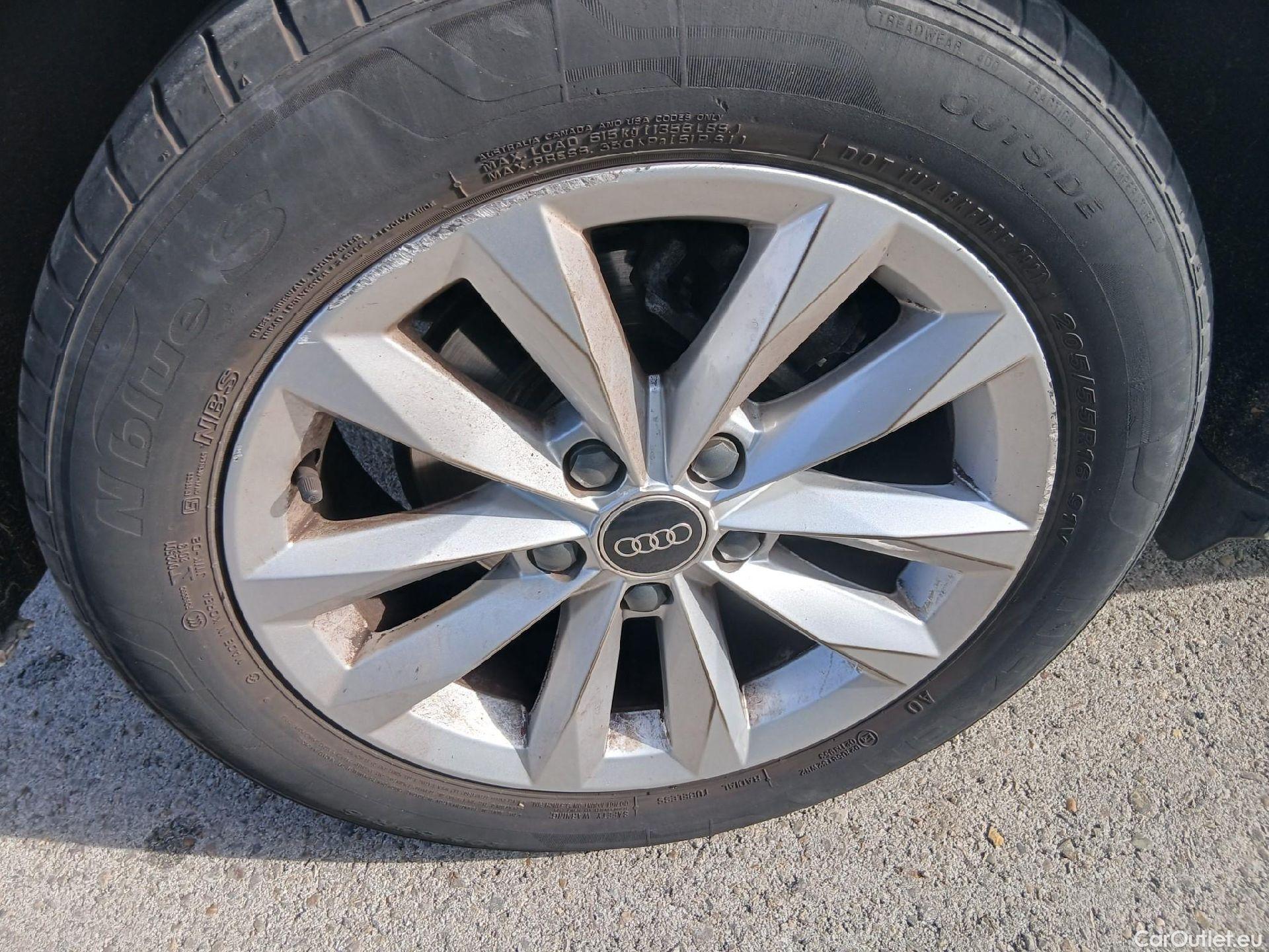  Audi  A3 AUDI  / 2020 / 5P / berlina con portón Sportback 30 TFSI 81kW (110CV) S tronic #8