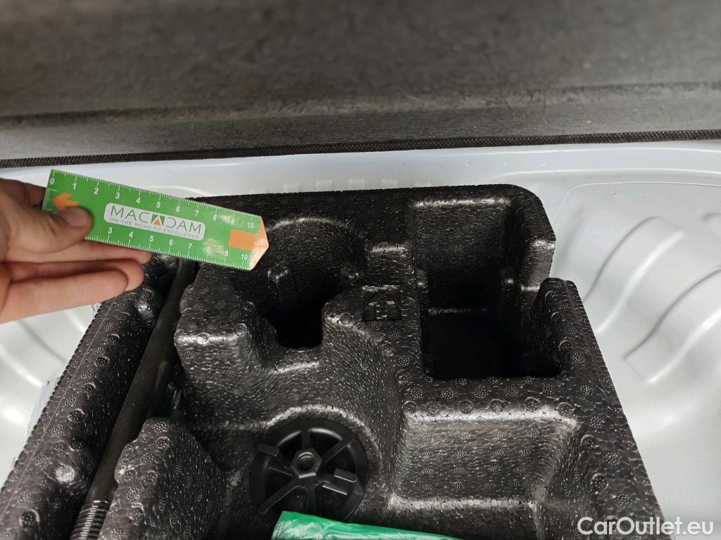  Hyundai  Konna HYUNDAI Kona / 2020 / 5P / todoterreno 1.6 GDI HEV Maxx DCT #7