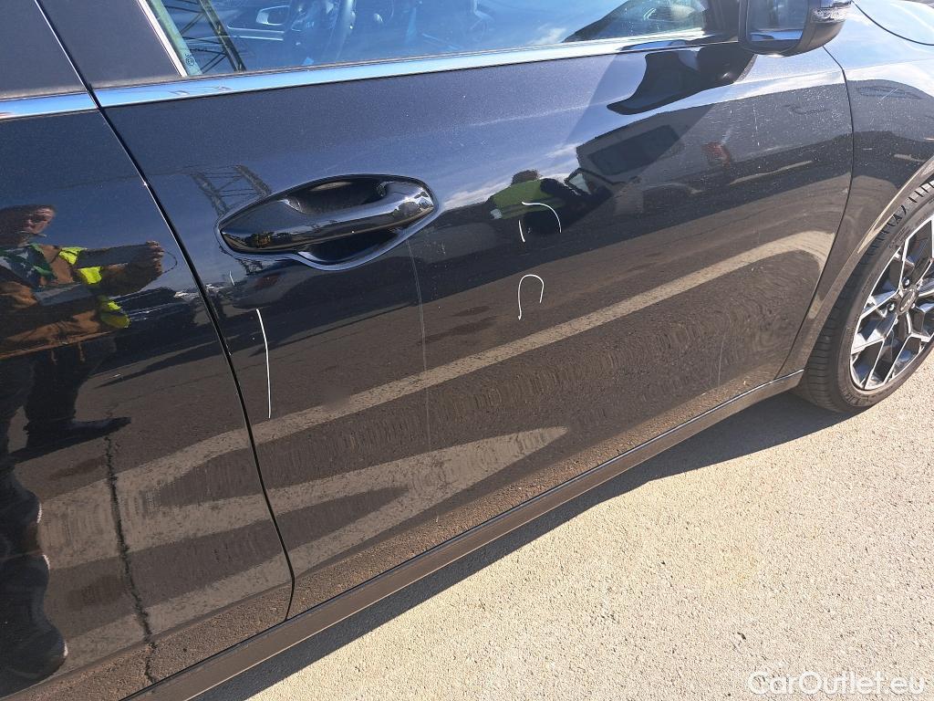  KIA  Cee'd KIA Ceed / 2021 / 5P / berlina con portón 1.0 T-GDi 74kW (100CV) Style Edition #1