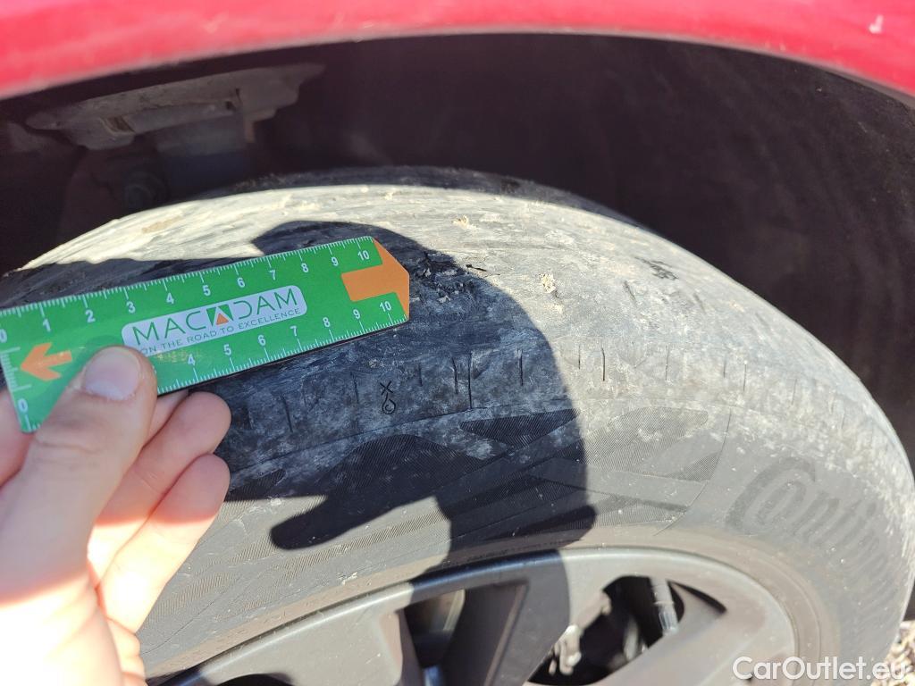  Ford  Kuga  Plug-In Hybrid ST-Line 2.5 225CV ATV E6d #14