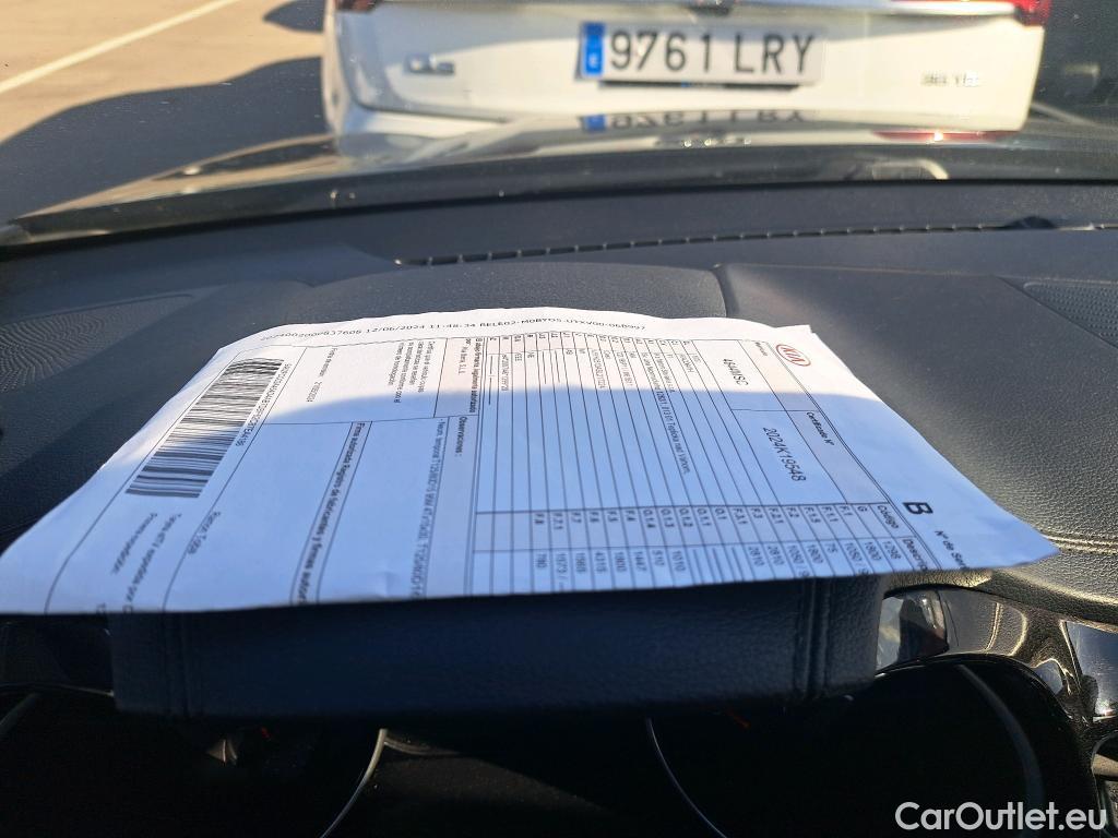  KIA  Cee'd KIA Ceed / 2021 / 5P / berlina con portón 1.0 T-GDi 74kW (100CV) Style Edition #22