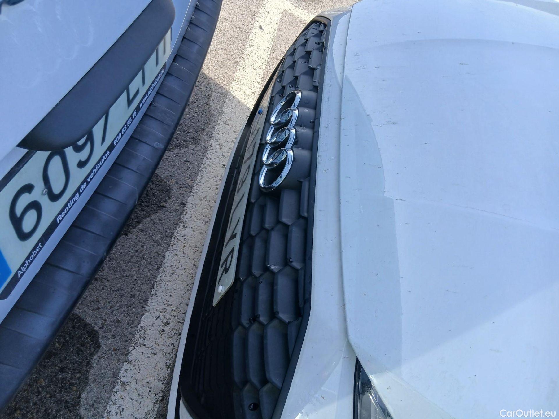  Audi  A3 AUDI  / 2020 / 5P / berlina con portón Sportback 30 TFSI 81kW (110CV) S tronic #20