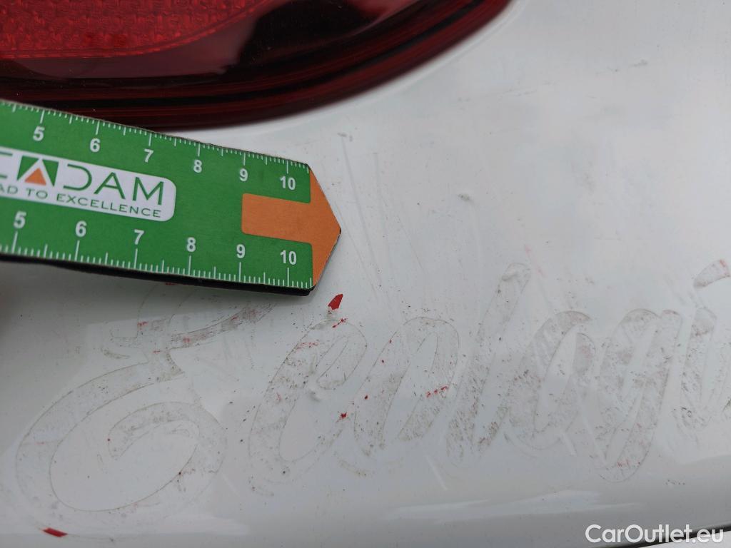  Hyundai  Konna HYUNDAI Kona / 2020 / 5P / todoterreno 1.6 GDI HEV Maxx DCT #2