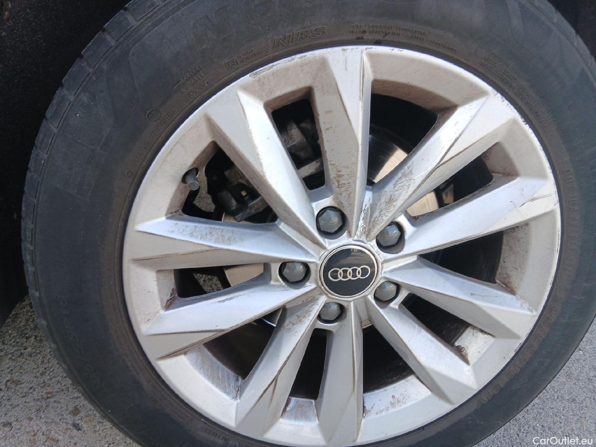  Audi  A3 AUDI  / 2020 / 5P / berlina con portón Sportback 30 TFSI 81kW (110CV) S tronic #7