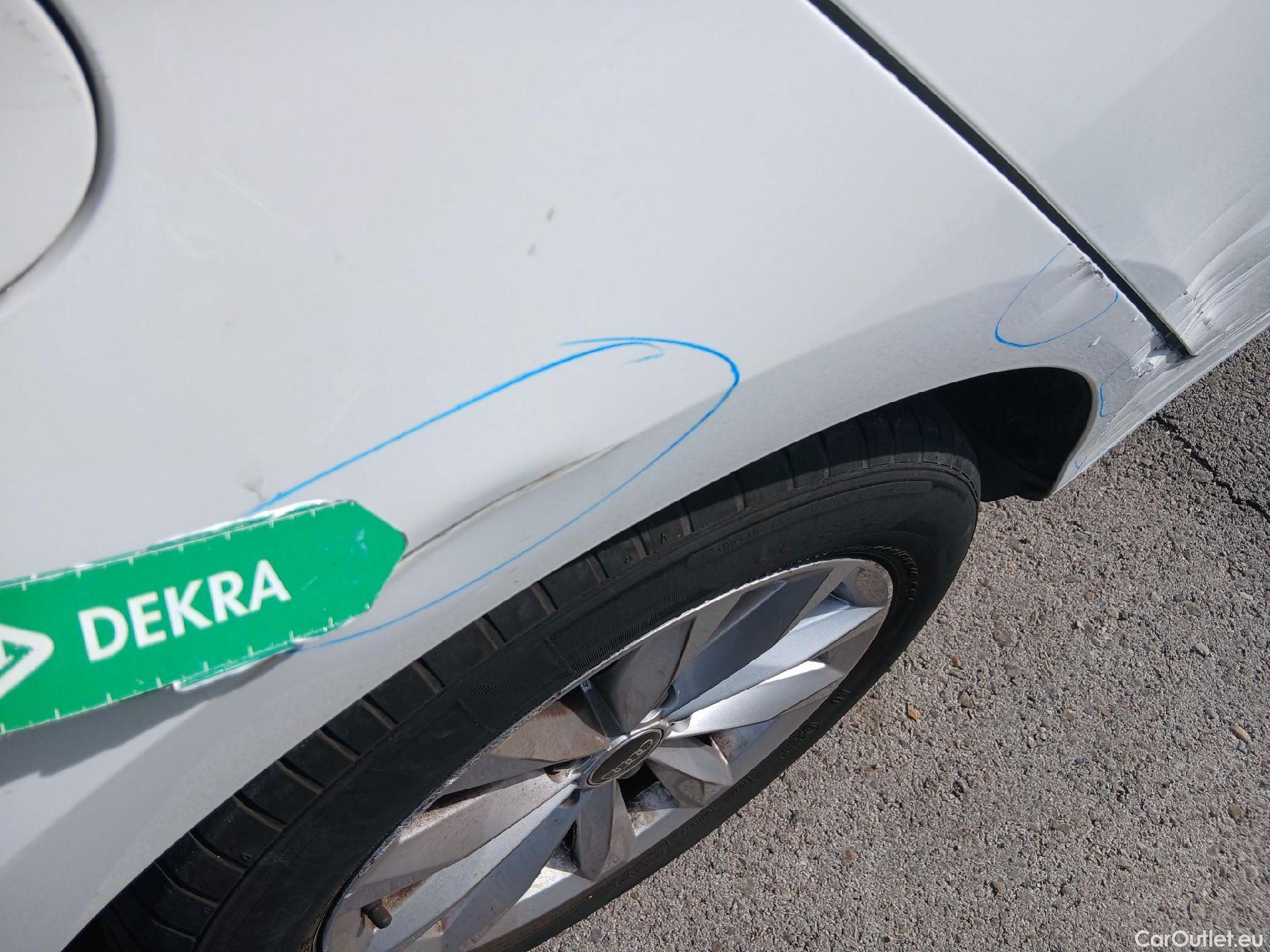  Audi  A3 AUDI  / 2020 / 5P / berlina con portón Sportback 30 TFSI 81kW (110CV) S tronic #30