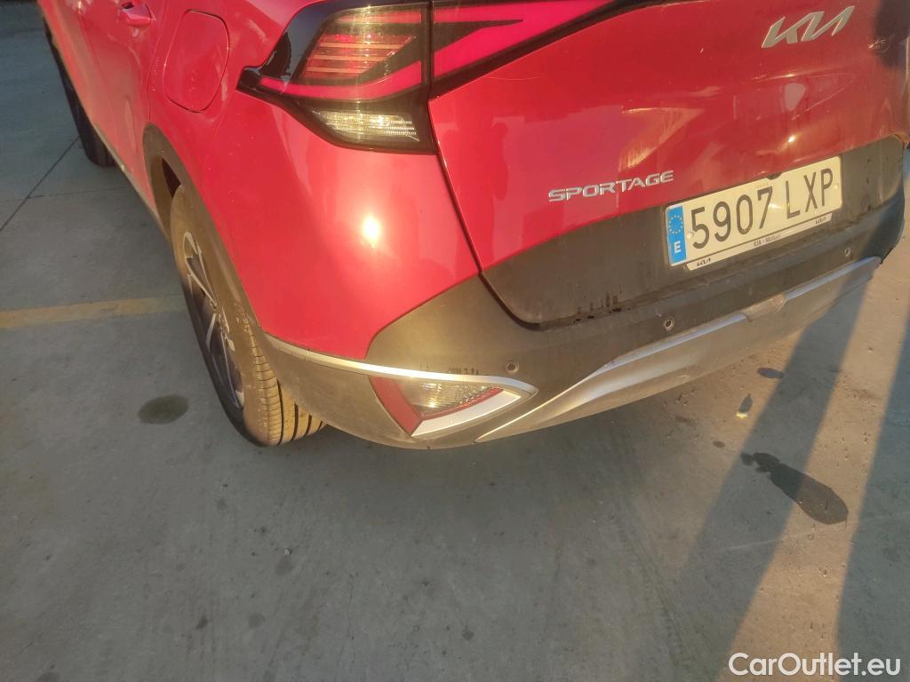  KIA  Sportage KIA  / 2022 / 5P / todoterreno 1.6 CRDi MHEV 100kW (136CV) Drive 4X2 #16