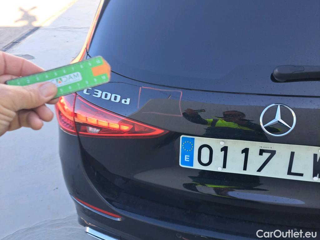  Mercedes  C-Klasse MERCEDES-BENZ Clase C / 2021 / 5P / familiar C 300 d Estate #3