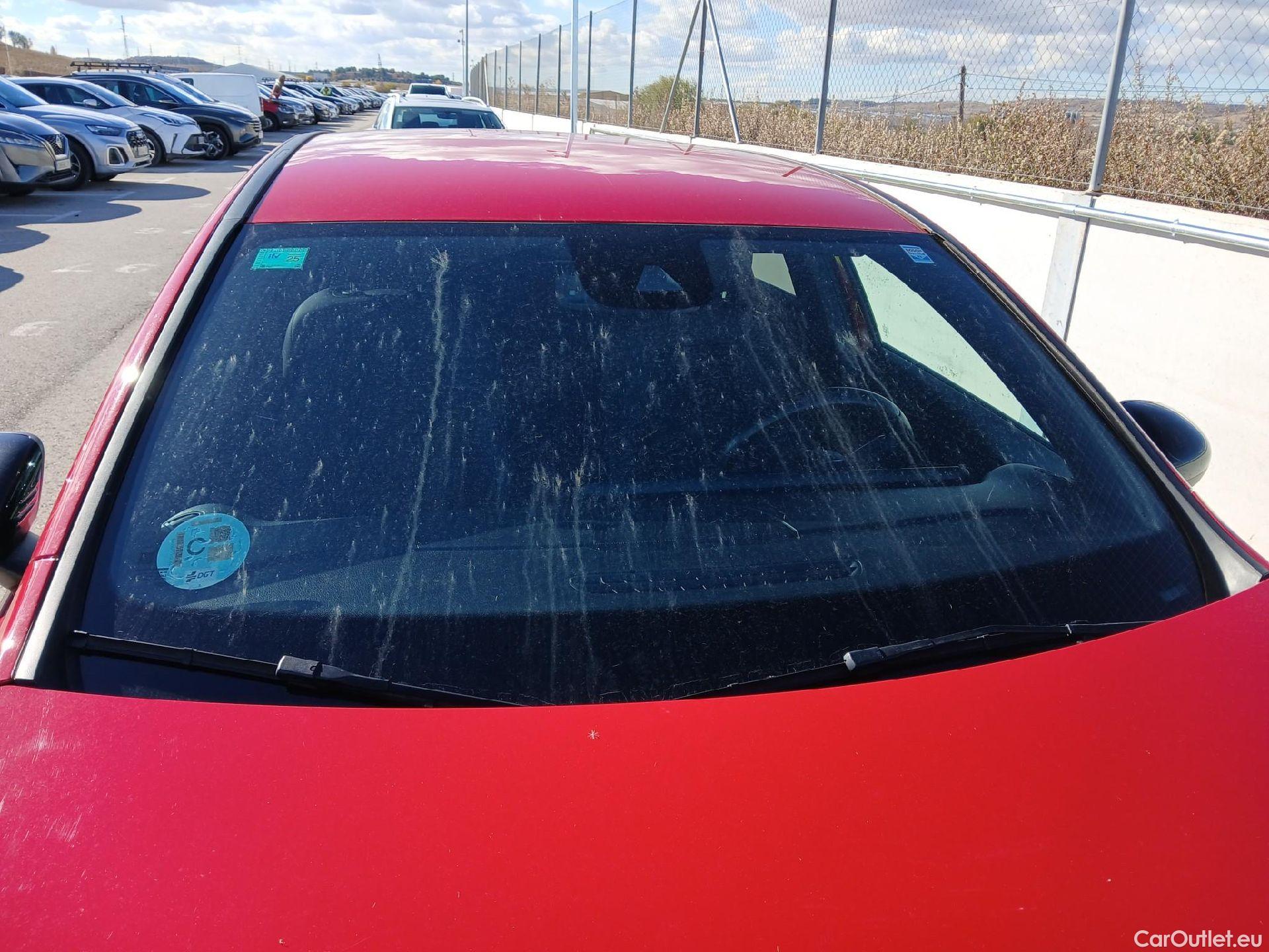  Mercedes  A-Klasse MERCEDES-BENZ Clase A / 2018 / 5P / berlina con portón A 180 d #20