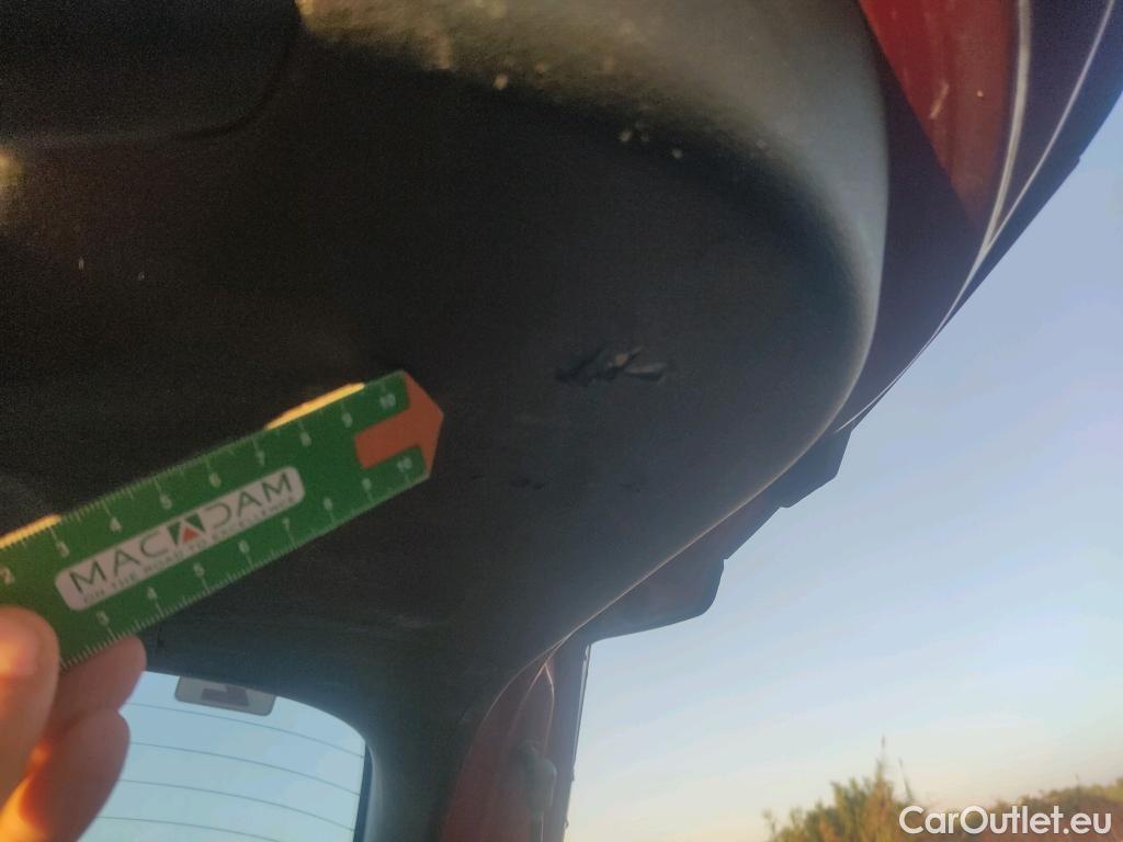  KIA  Sportage KIA  / 2022 / 5P / todoterreno 1.6 CRDi MHEV 100kW (136CV) Drive 4X2 #9