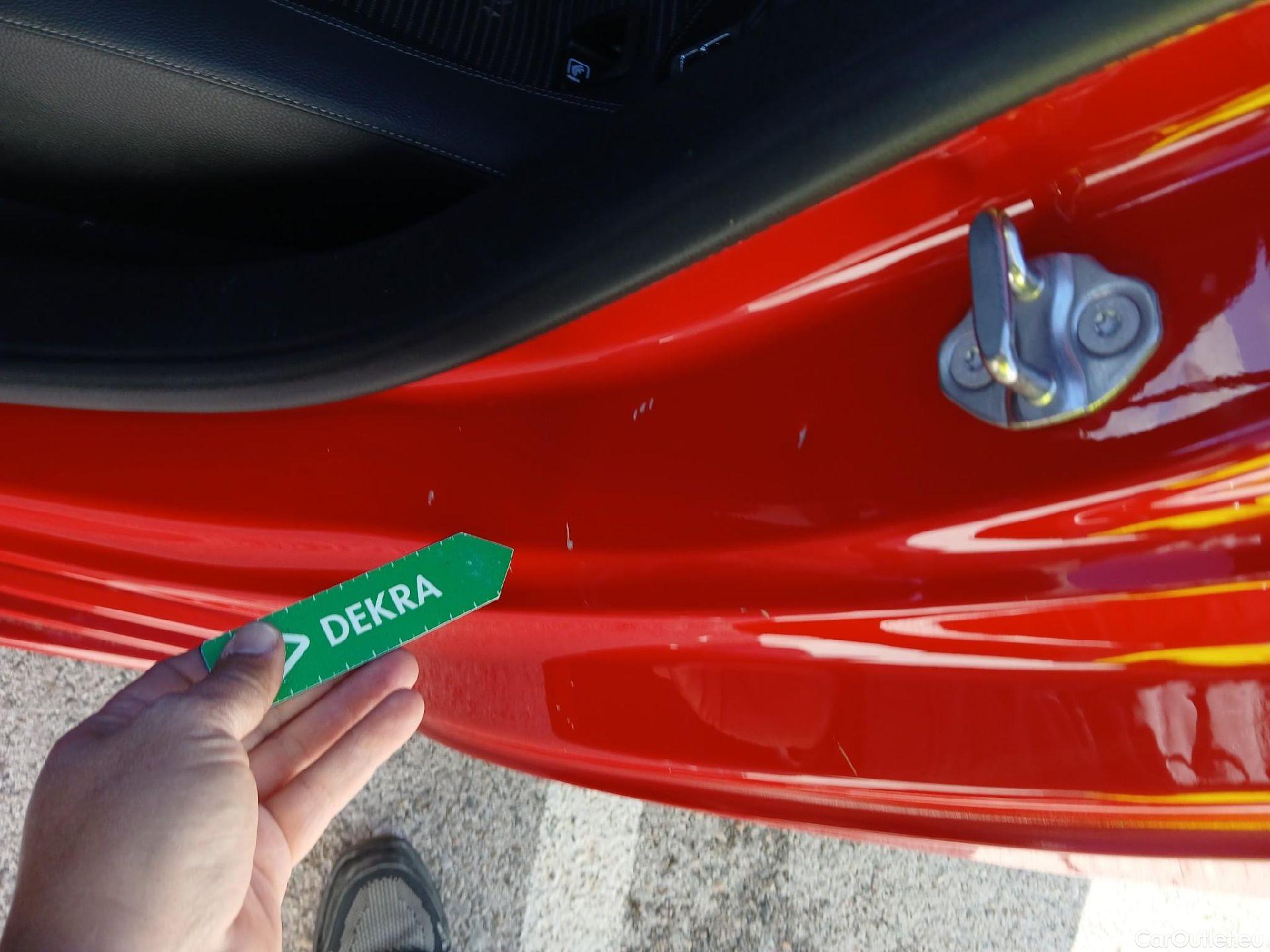  Mercedes  A-Klasse MERCEDES-BENZ Clase A / 2018 / 5P / berlina con portón A 180 d #4