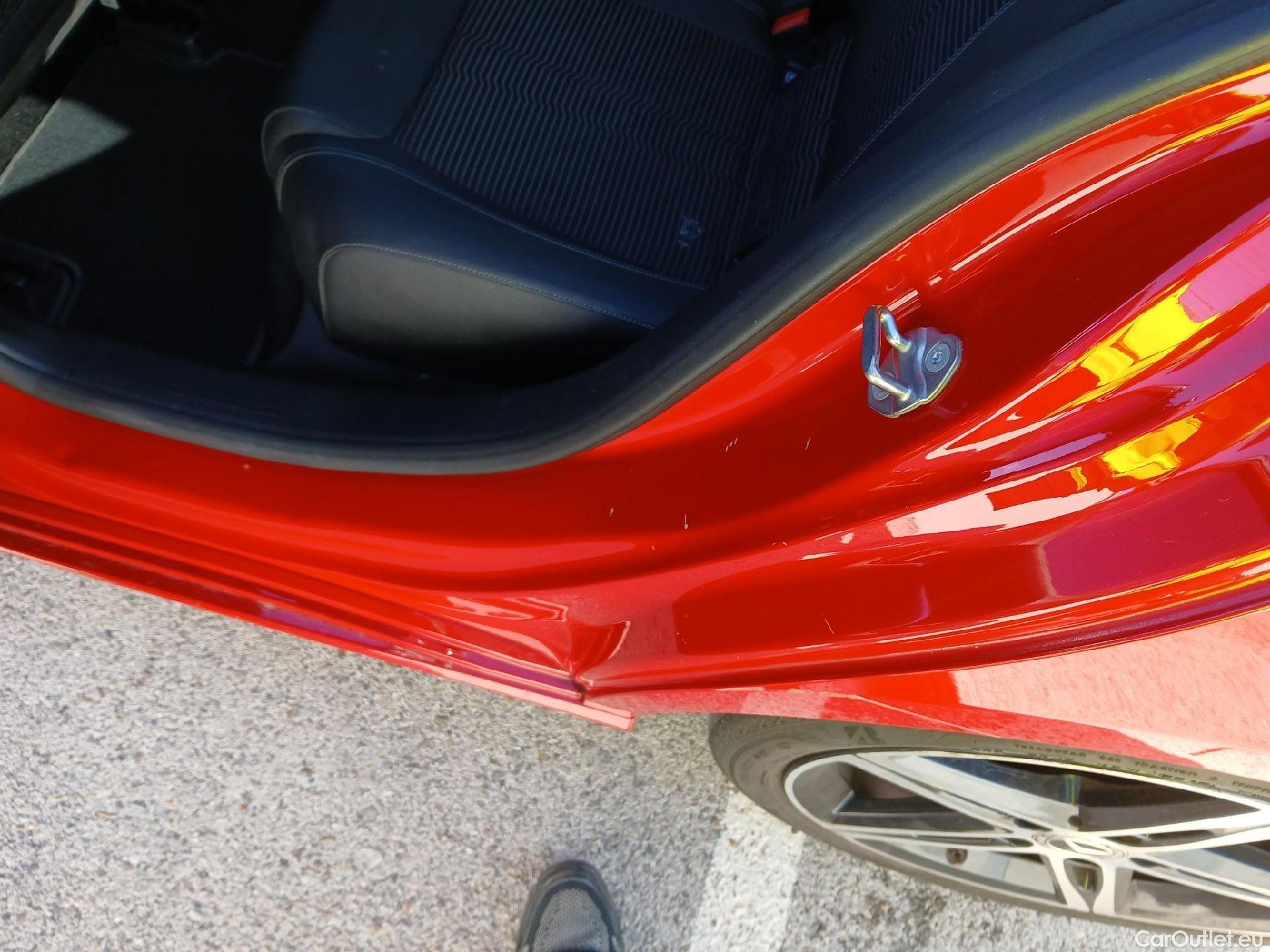  Mercedes  A-Klasse MERCEDES-BENZ Clase A / 2018 / 5P / berlina con portón A 180 d #5