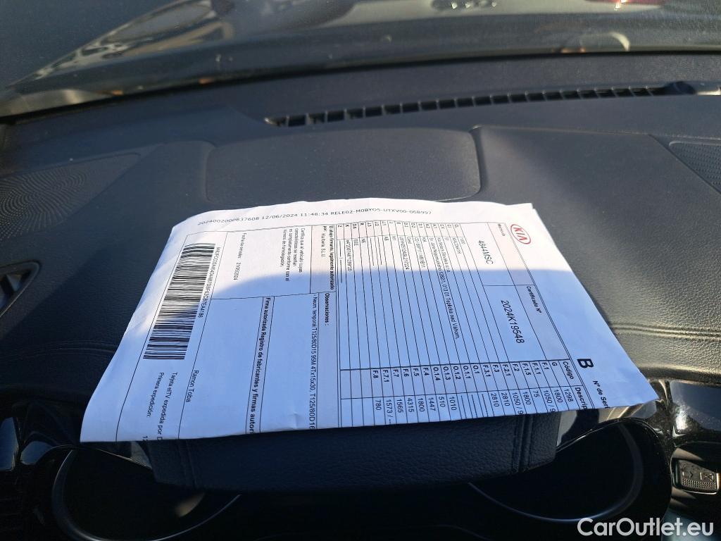  KIA  Cee'd KIA Ceed / 2021 / 5P / berlina con portón 1.0 T-GDi 74kW (100CV) Style Edition #23