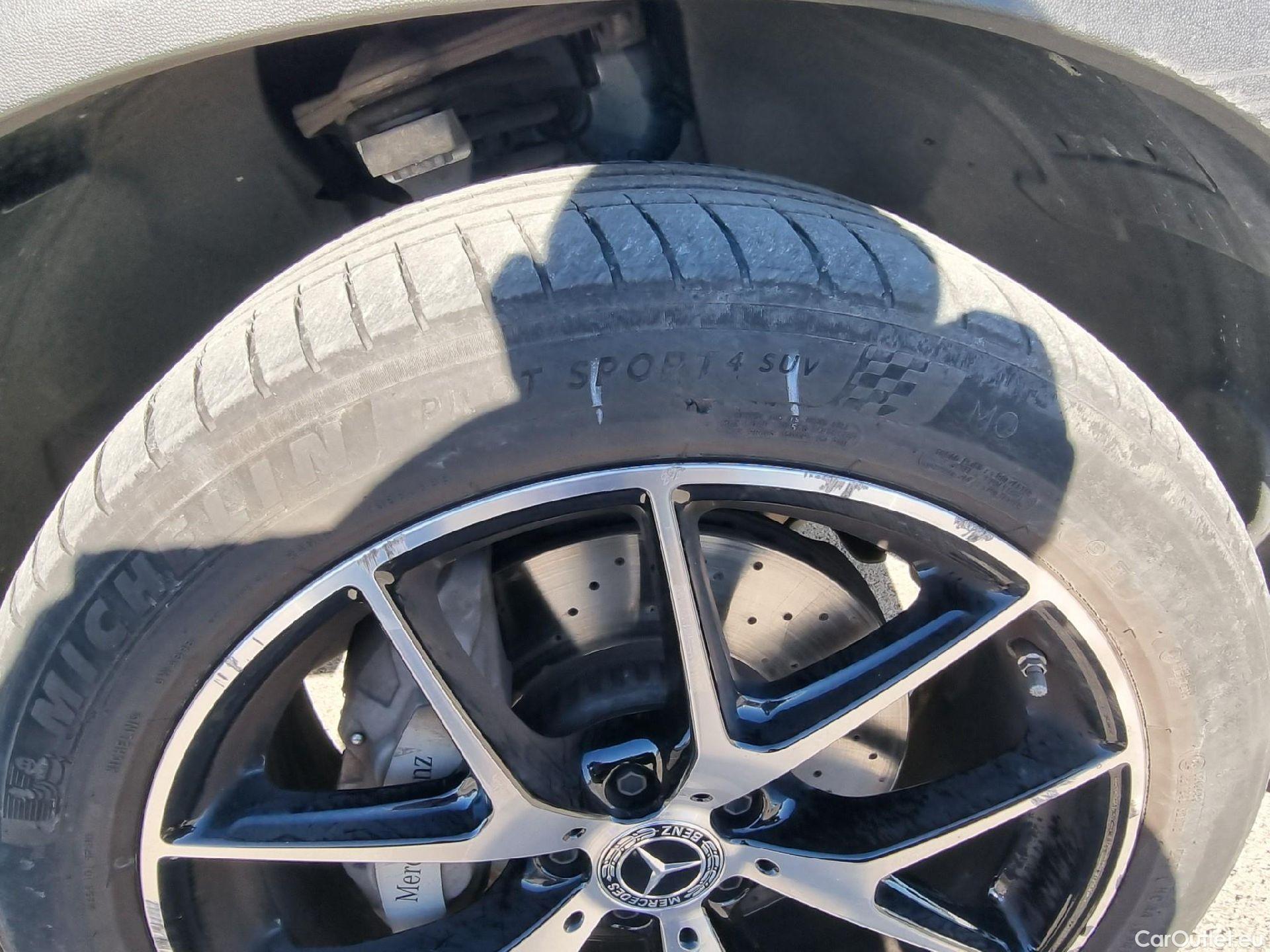  Mercedes  G-Klasee MERCEDES-BENZ Clase GLC / 2019 / 5P / todoterreno GLC 300 e 4MATIC #54