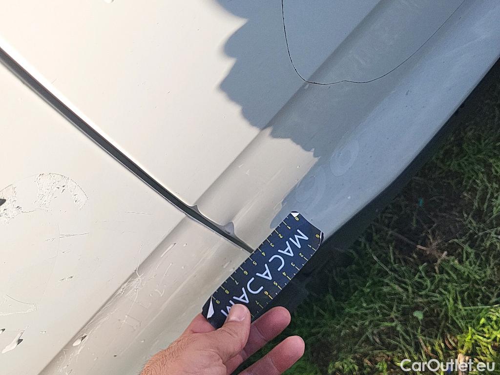  KIA  STONIC KIA  / 2017 / 5P / todoterreno 1.0 T-GDi 88kW (120CV) MHEV iMT Drive #8