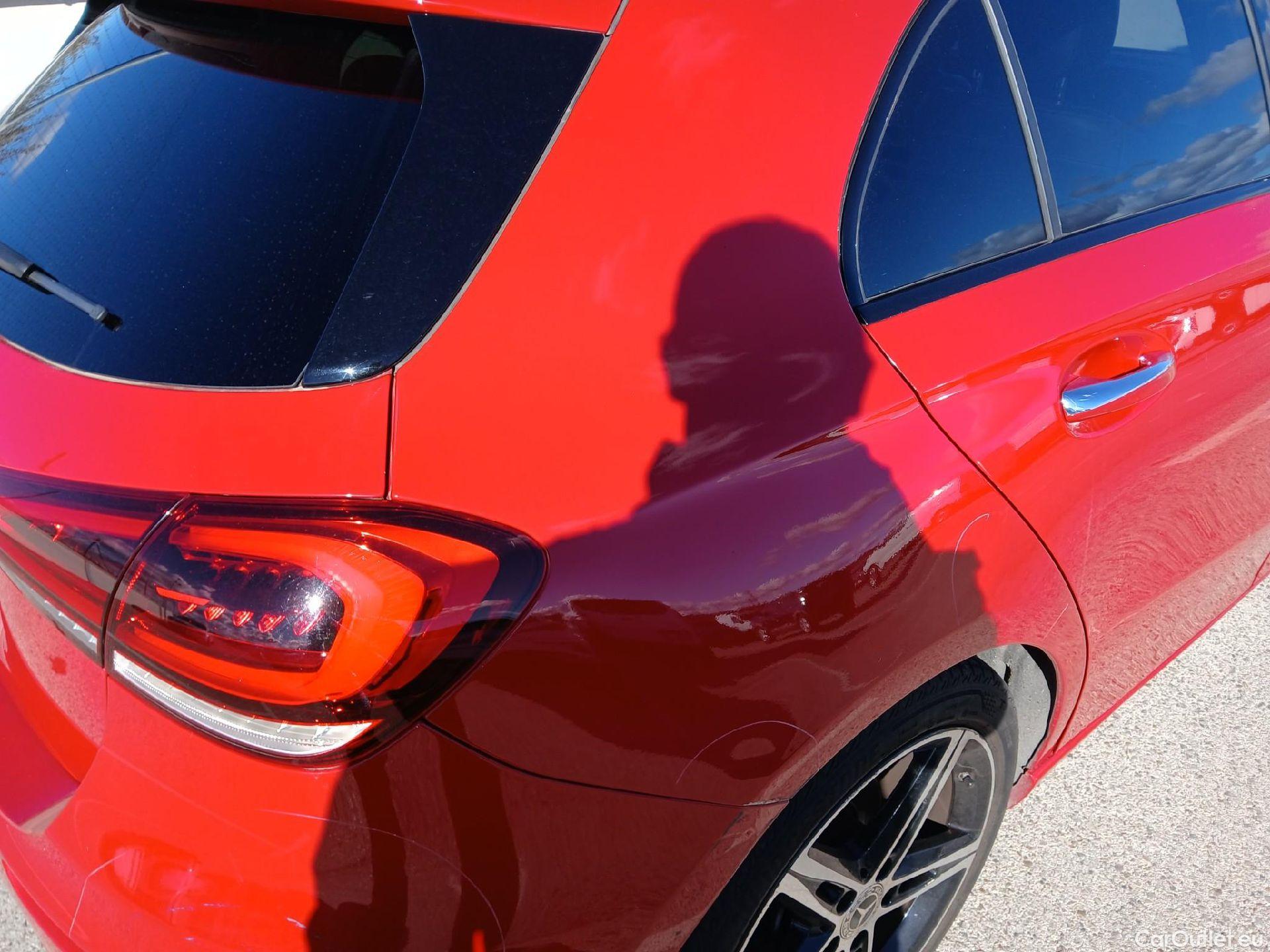  Mercedes  A-Klasse MERCEDES-BENZ Clase A / 2018 / 5P / berlina con portón A 180 d #29