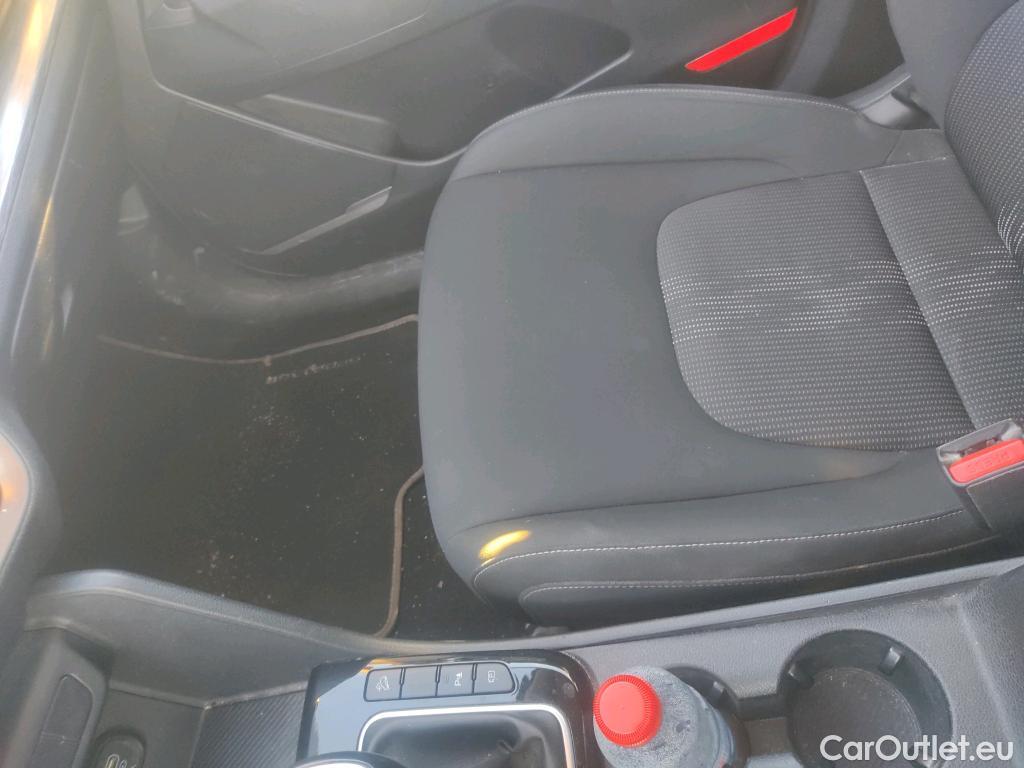  KIA  Sportage KIA  / 2022 / 5P / todoterreno 1.6 CRDi MHEV 100kW (136CV) Drive 4X2 #21