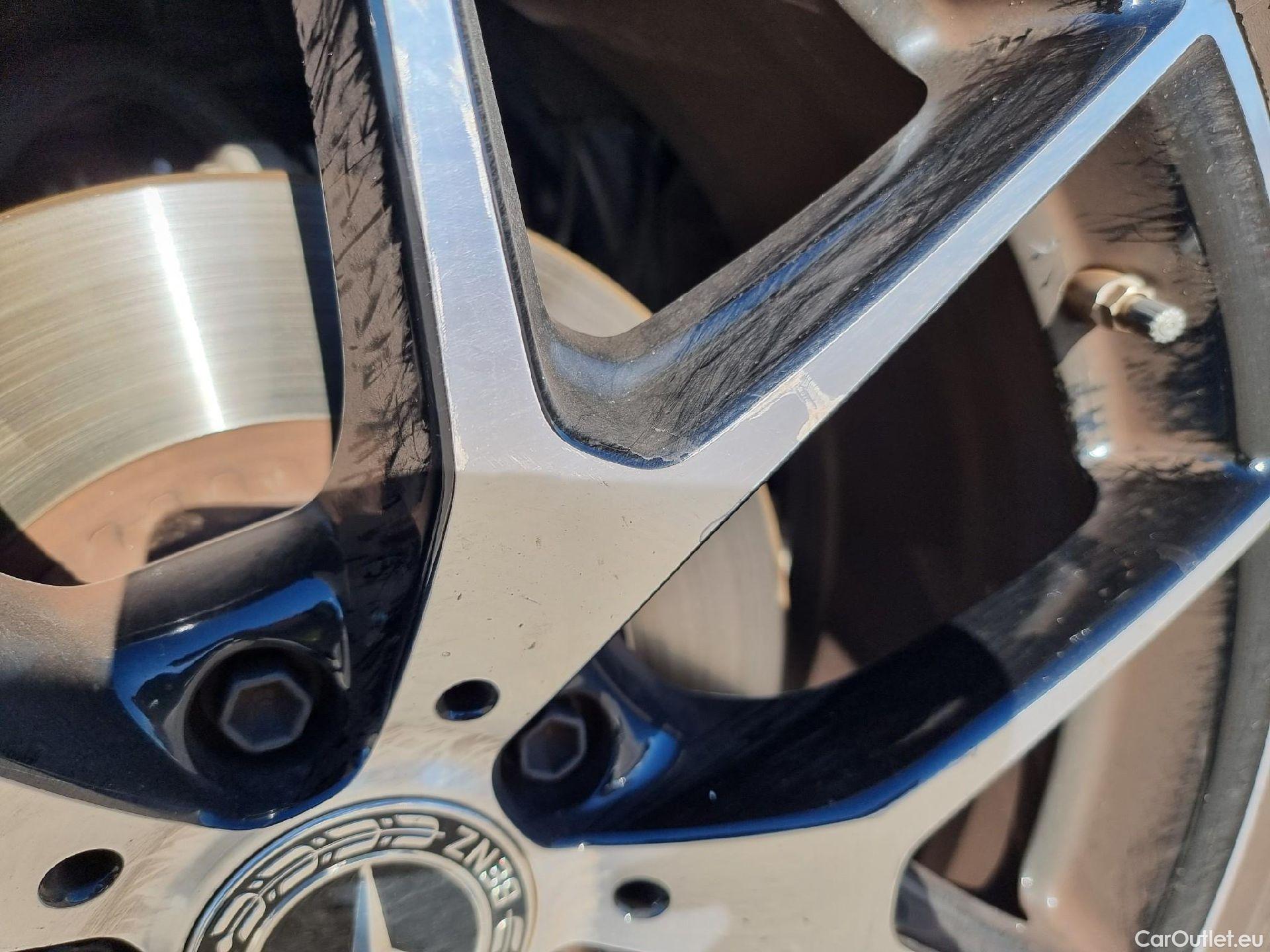  Mercedes  G-Klasee MERCEDES-BENZ Clase GLC / 2019 / 5P / todoterreno GLC 300 e 4MATIC #45