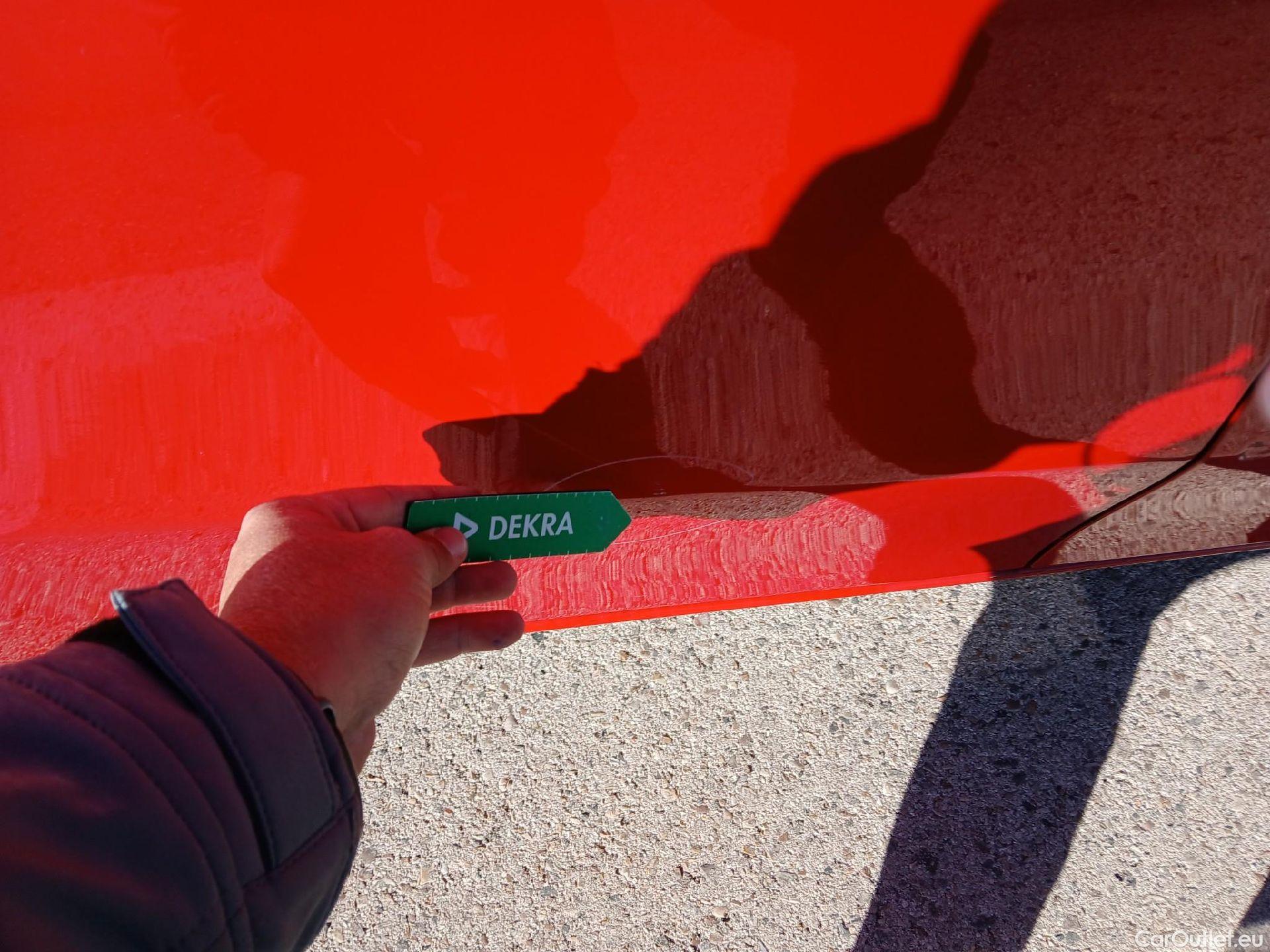  Mercedes  A-Klasse MERCEDES-BENZ Clase A / 2018 / 5P / berlina con portón A 180 d #31