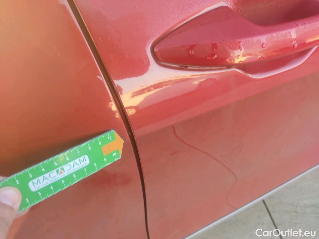  KIA  Sportage KIA  / 2022 / 5P / todoterreno 1.6 CRDi MHEV 100kW (136CV) Drive 4X2 #23