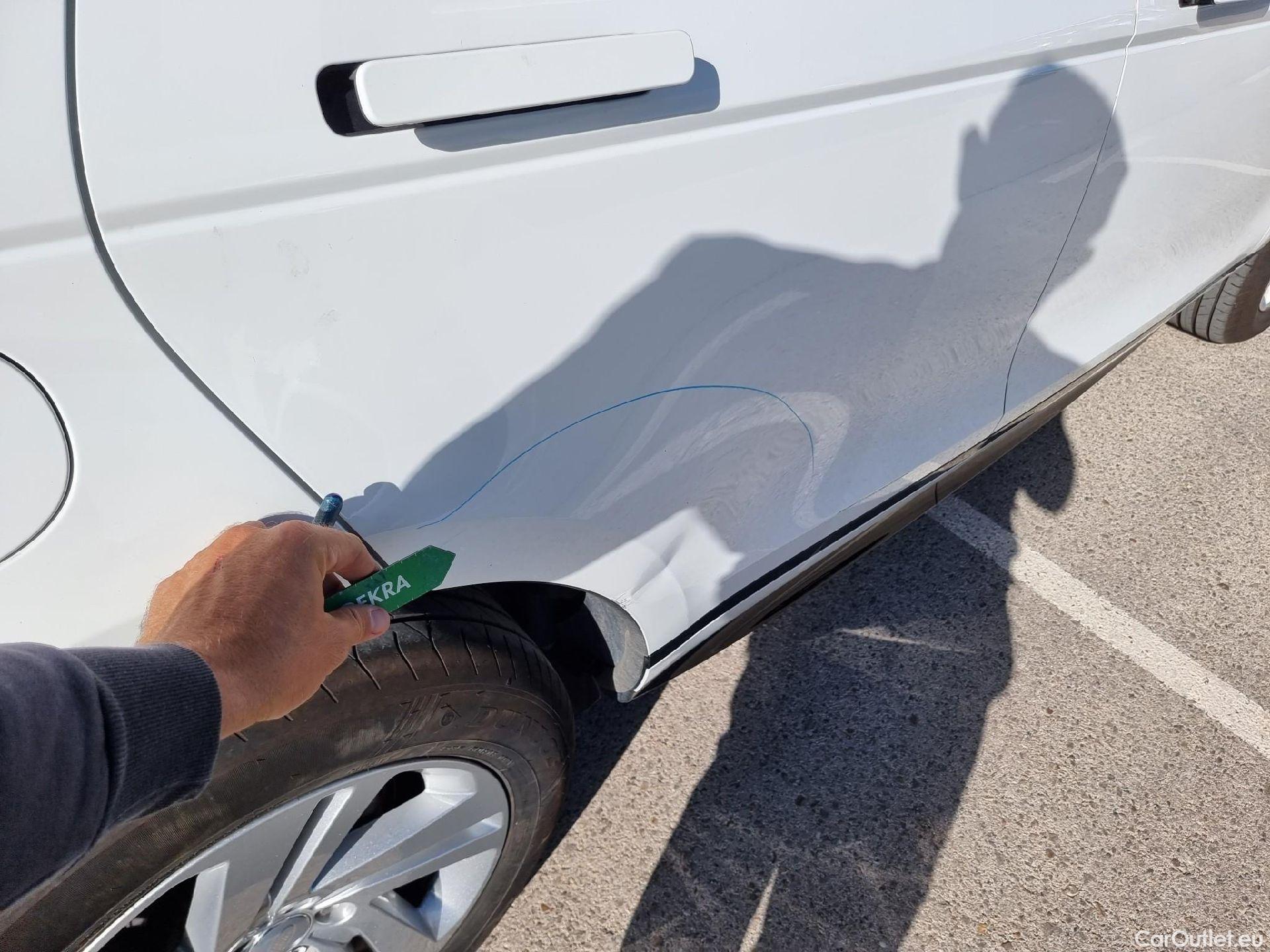  Land Rover  Range Rover LAND ROVER  Evoque / 2015 / 5P / todoterreno 2.0 D163 R-Dynamic S AUTO 4WD MHEV #29