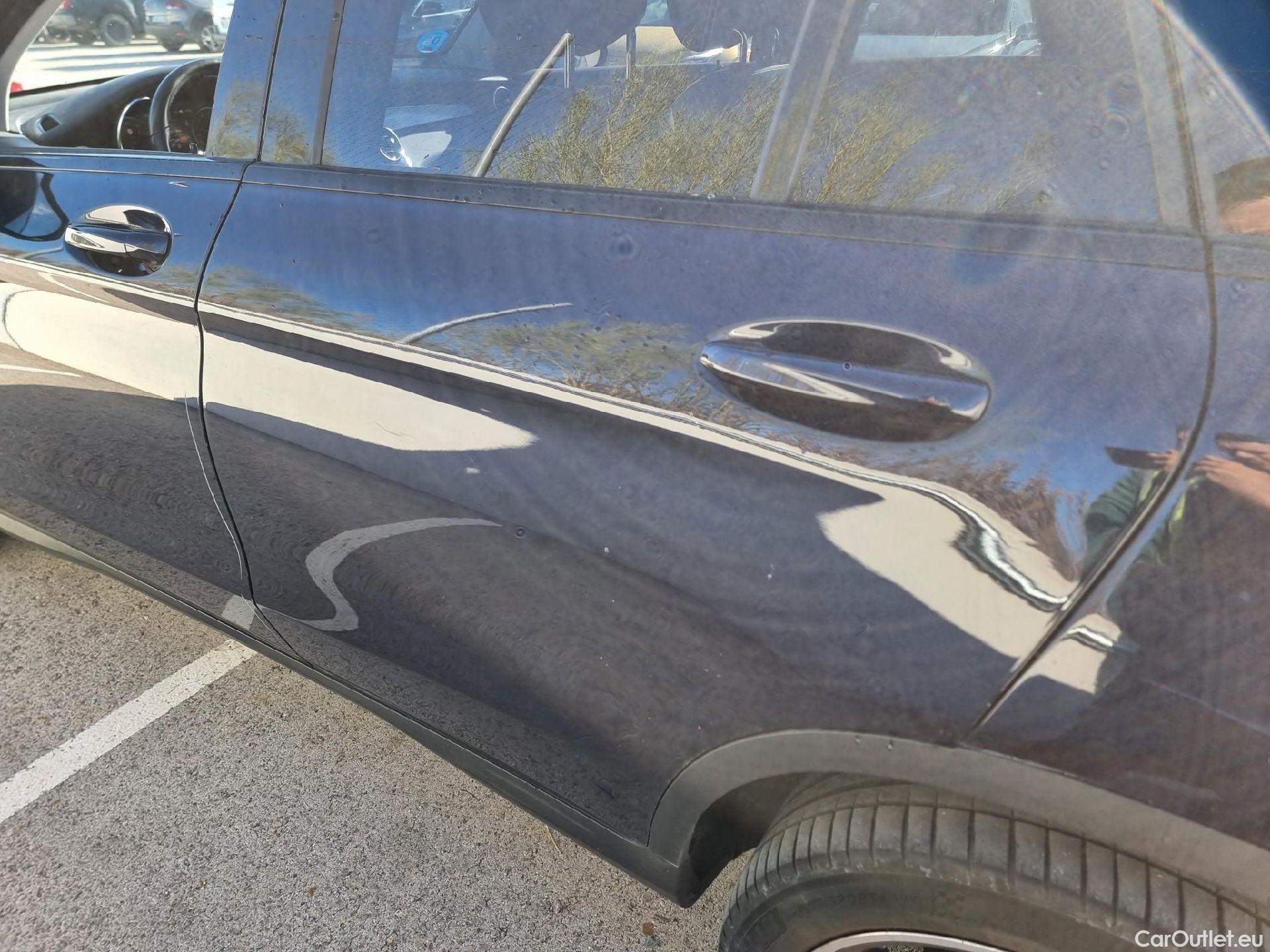  Mercedes  G-Klasee MERCEDES-BENZ Clase GLC / 2019 / 5P / todoterreno GLC 300 e 4MATIC #28