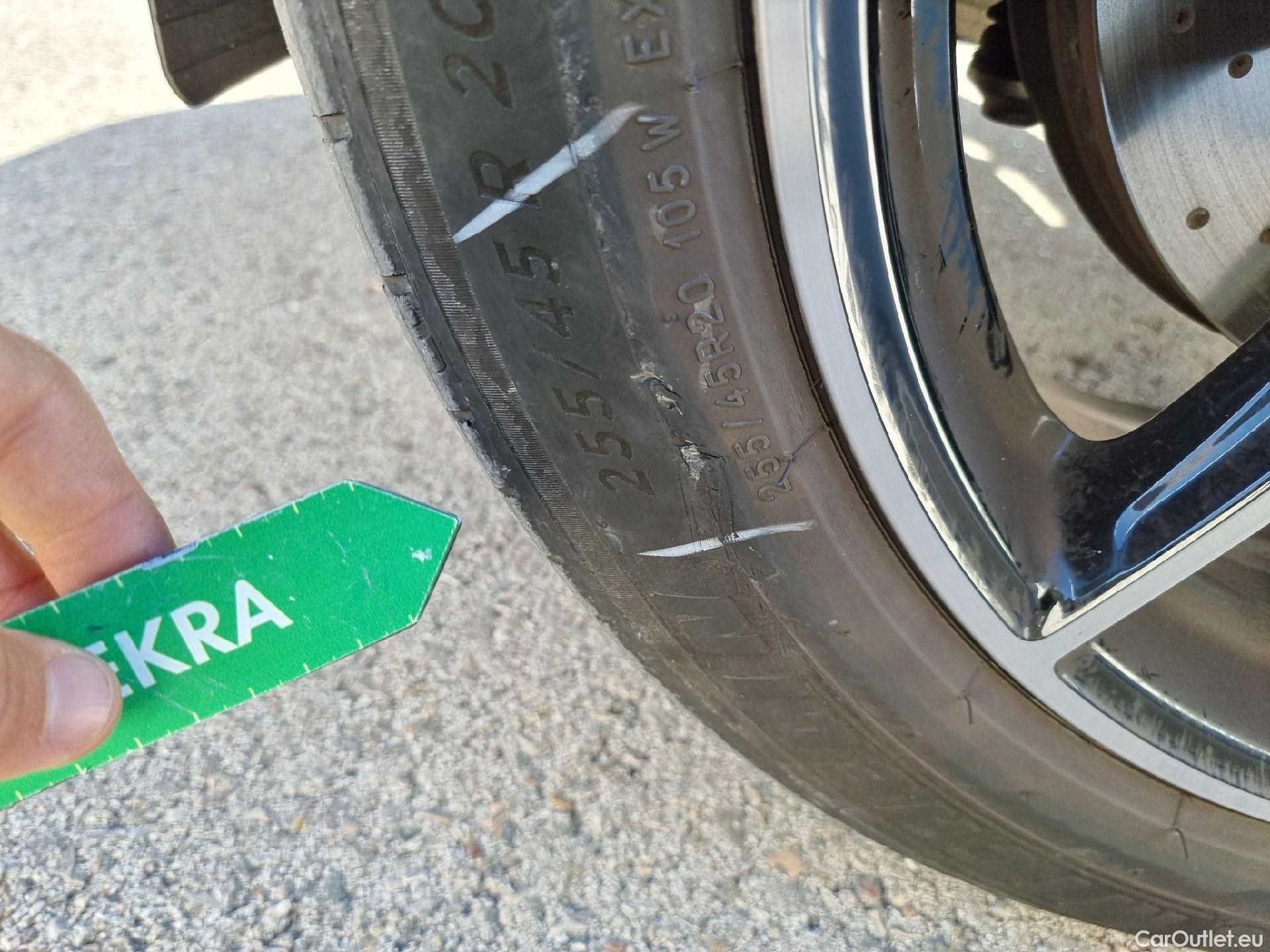  Mercedes  G-Klasee MERCEDES-BENZ Clase GLC / 2019 / 5P / todoterreno GLC 300 e 4MATIC #23