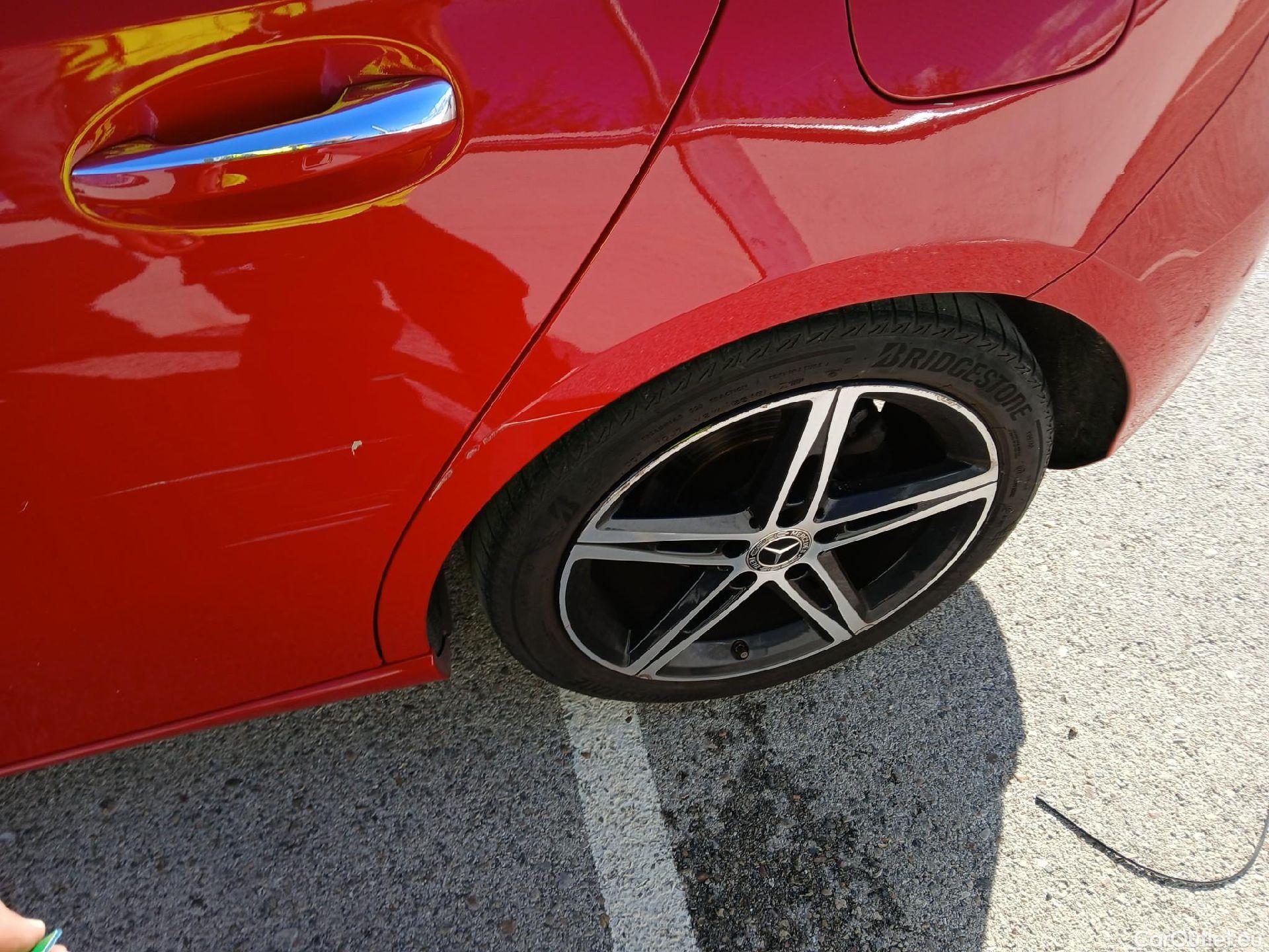  Mercedes  A-Klasse MERCEDES-BENZ Clase A / 2018 / 5P / berlina con portón A 180 d #10