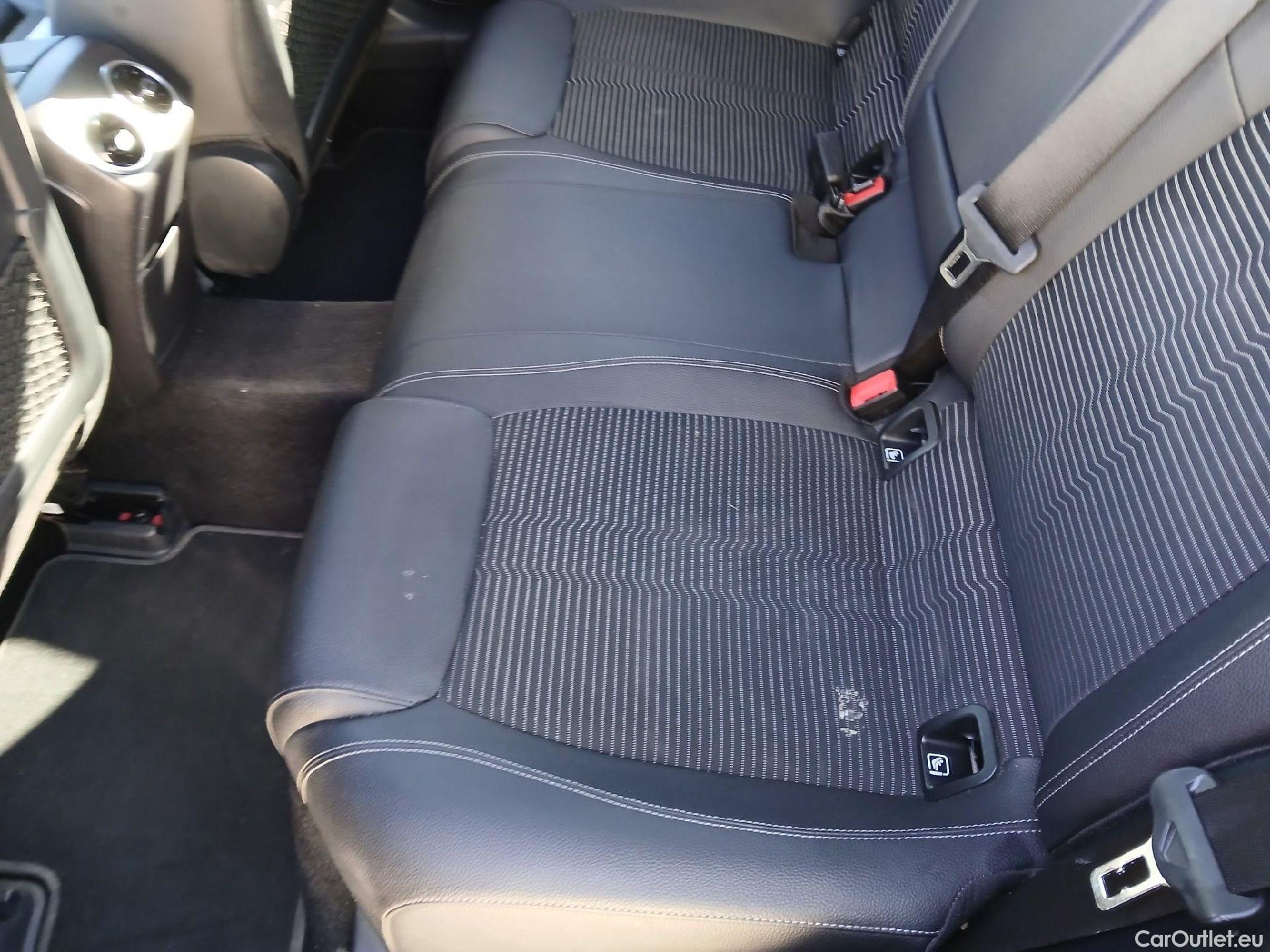  Mercedes  A-Klasse MERCEDES-BENZ Clase A / 2018 / 5P / berlina con portón A 180 d #6