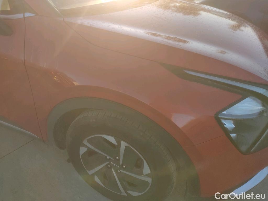  KIA  Sportage KIA  / 2022 / 5P / todoterreno 1.6 CRDi MHEV 100kW (136CV) Drive 4X2 #24