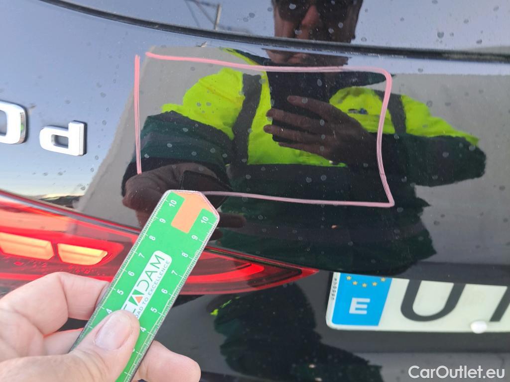  Mercedes  C-Klasse MERCEDES-BENZ Clase C / 2021 / 5P / familiar C 300 d Estate #4