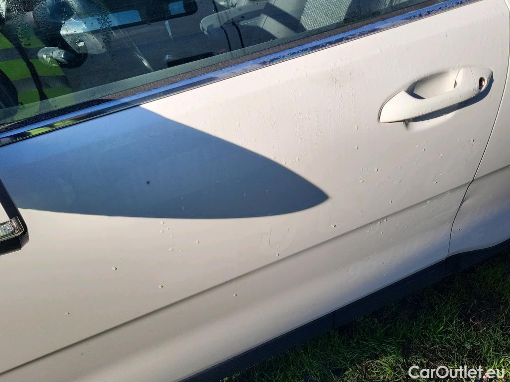  KIA  STONIC KIA  / 2017 / 5P / todoterreno 1.0 T-GDi 88kW (120CV) MHEV iMT Drive #17