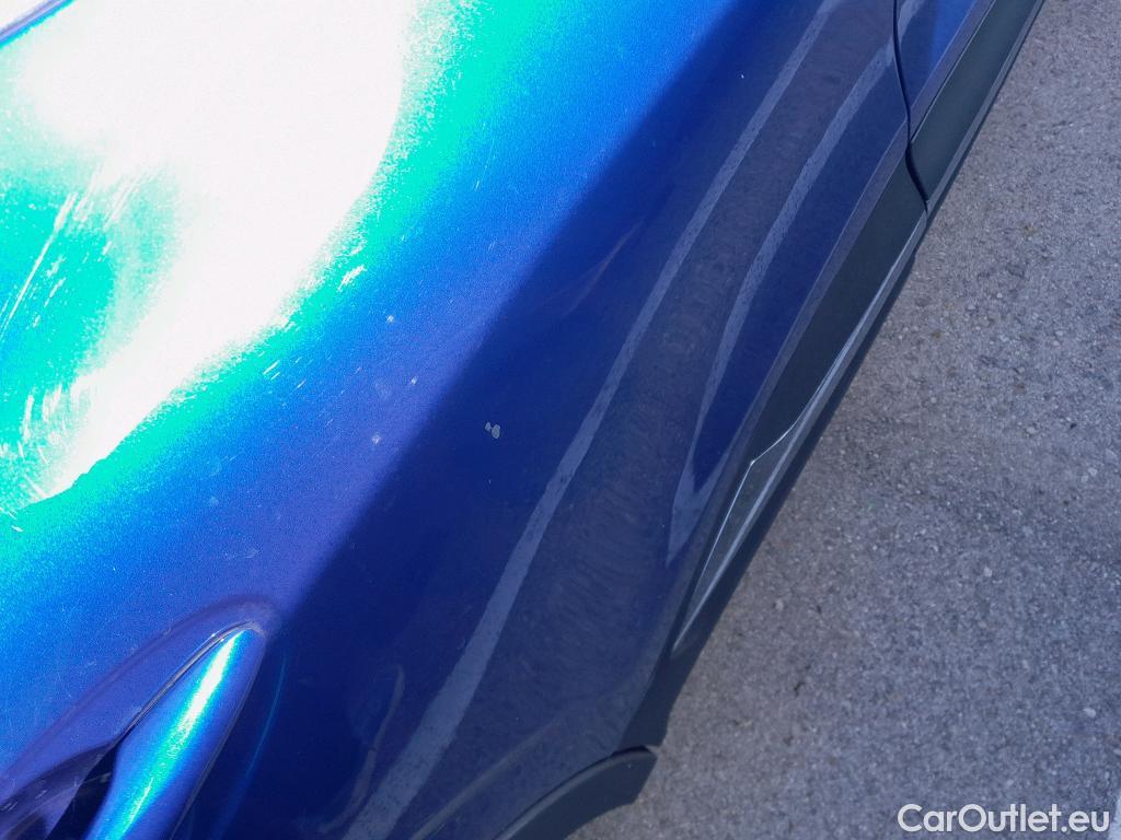  Renault  Kadjar RENAULT  / 2019 / 5P / crossover Intens Blue dCi 85kW (115CV) #19