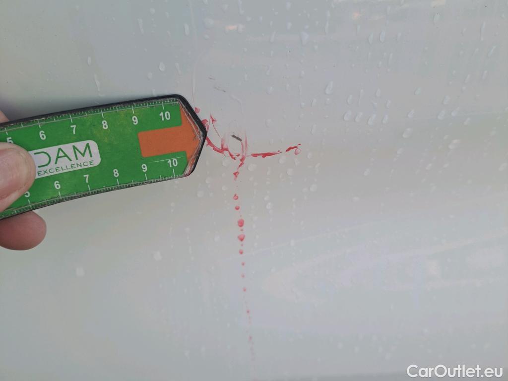  Peugeot  308 PEUGEOT  / 2017 / 5P / berlina con portón 5p Active Pack BlueHDi 130 S&S #12