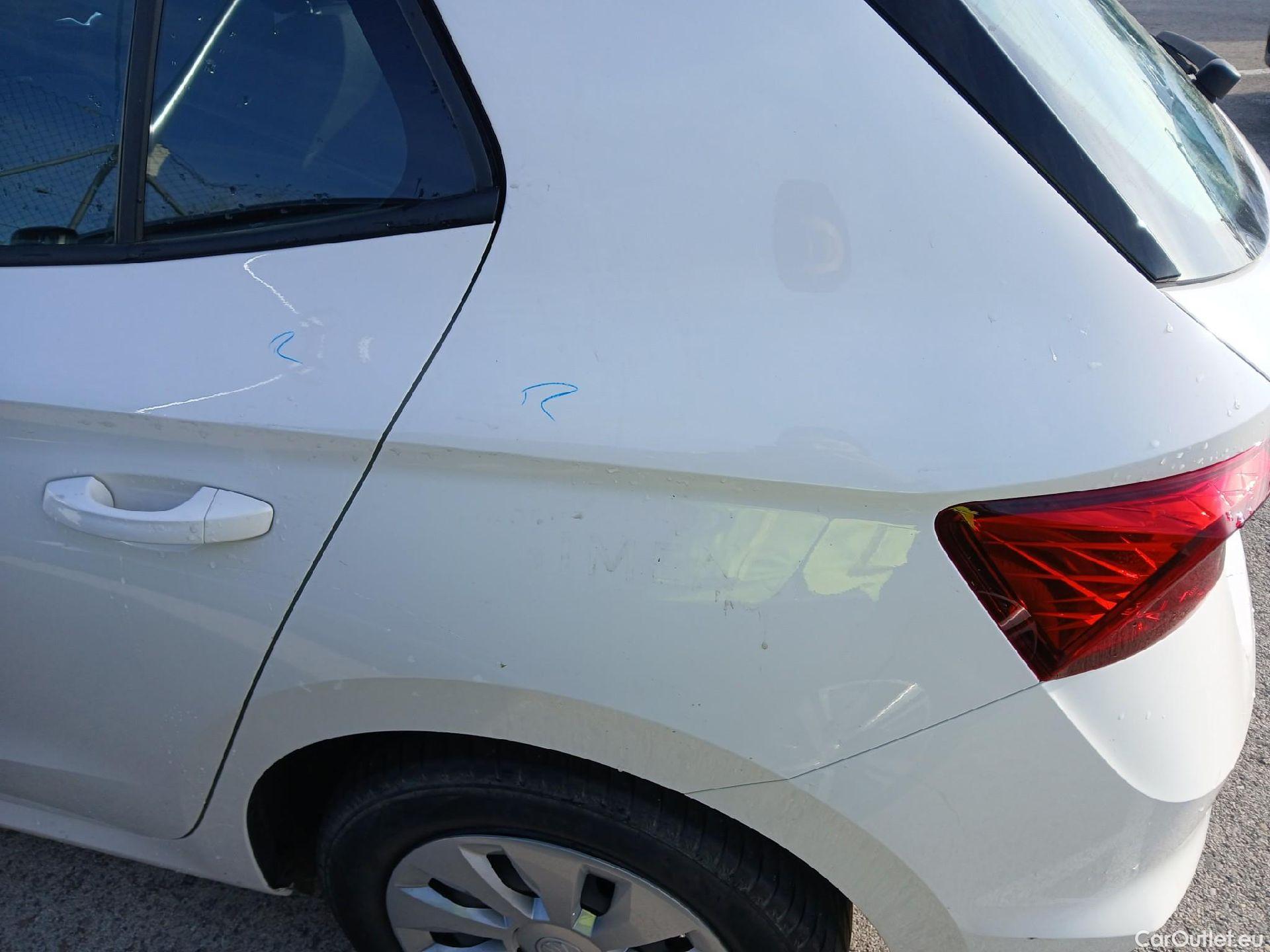  Skoda  Fabia SKODA  / 2021 / 5P / berlina con portón 1.0 MPI 59KW (80CV) Active #13