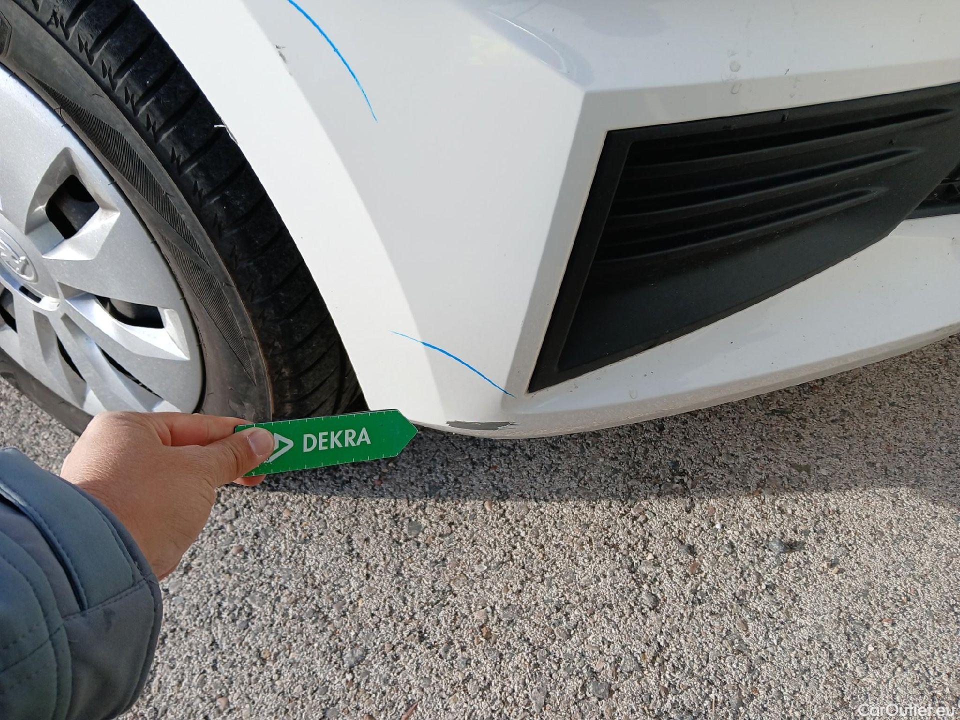  Skoda  Fabia SKODA  / 2021 / 5P / berlina con portón 1.0 MPI 59KW (80CV) Active #6