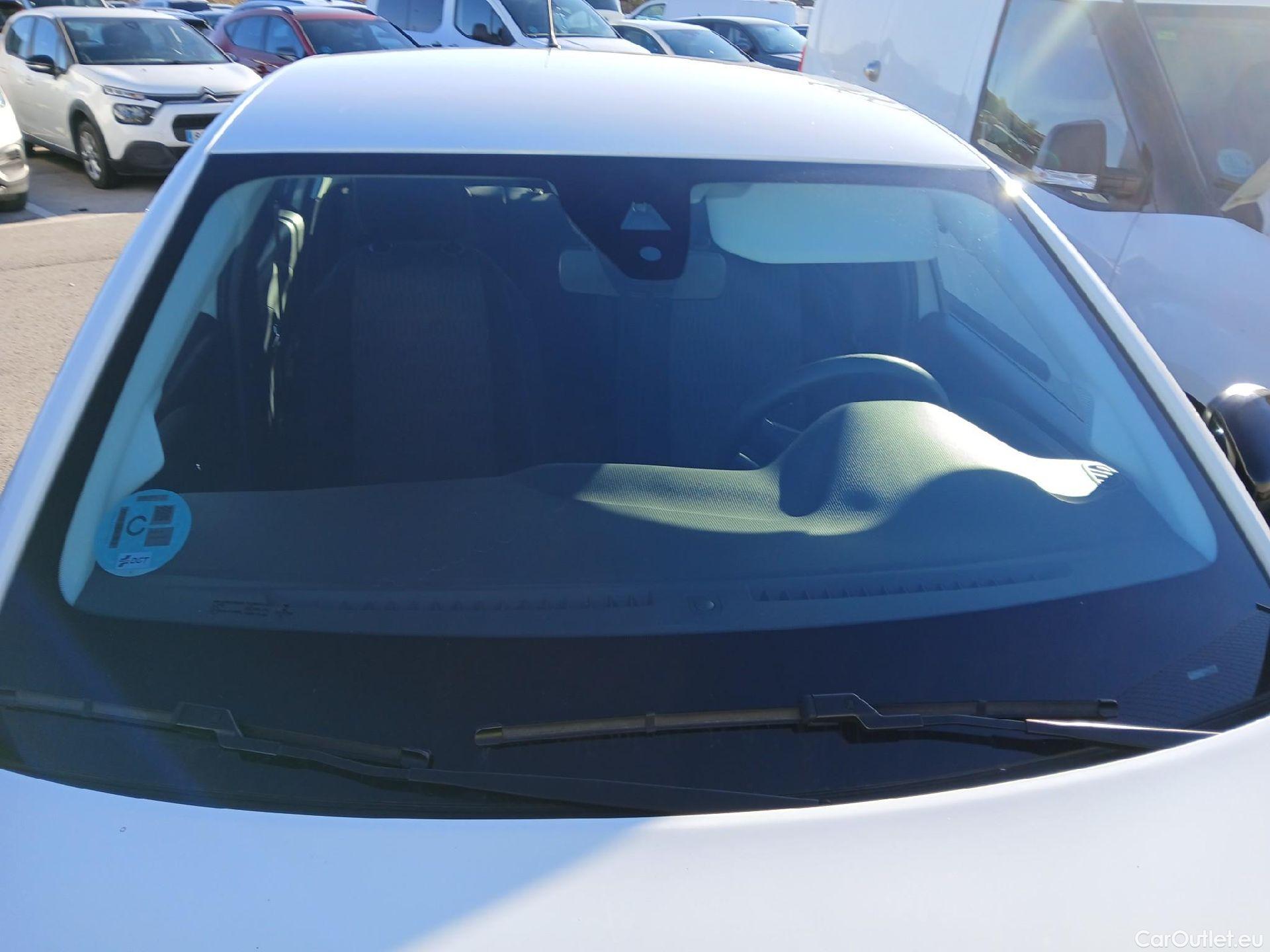  Opel  Corsa OPEL  / 2019 / 5P / berlina con portón  1.2T XHL 74kW (100CV) Edition (2) #7