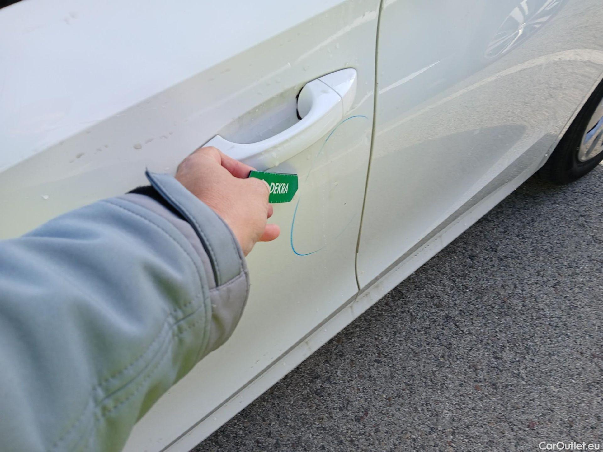  Skoda  Fabia SKODA  / 2021 / 5P / berlina con portón 1.0 MPI 59KW (80CV) Active #10