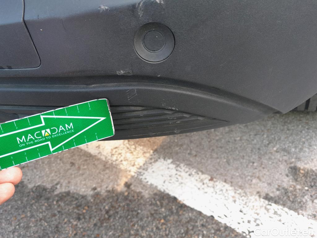  Renault  Kadjar RENAULT  / 2019 / 5P / crossover Intens Blue dCi 85kW (115CV) #16