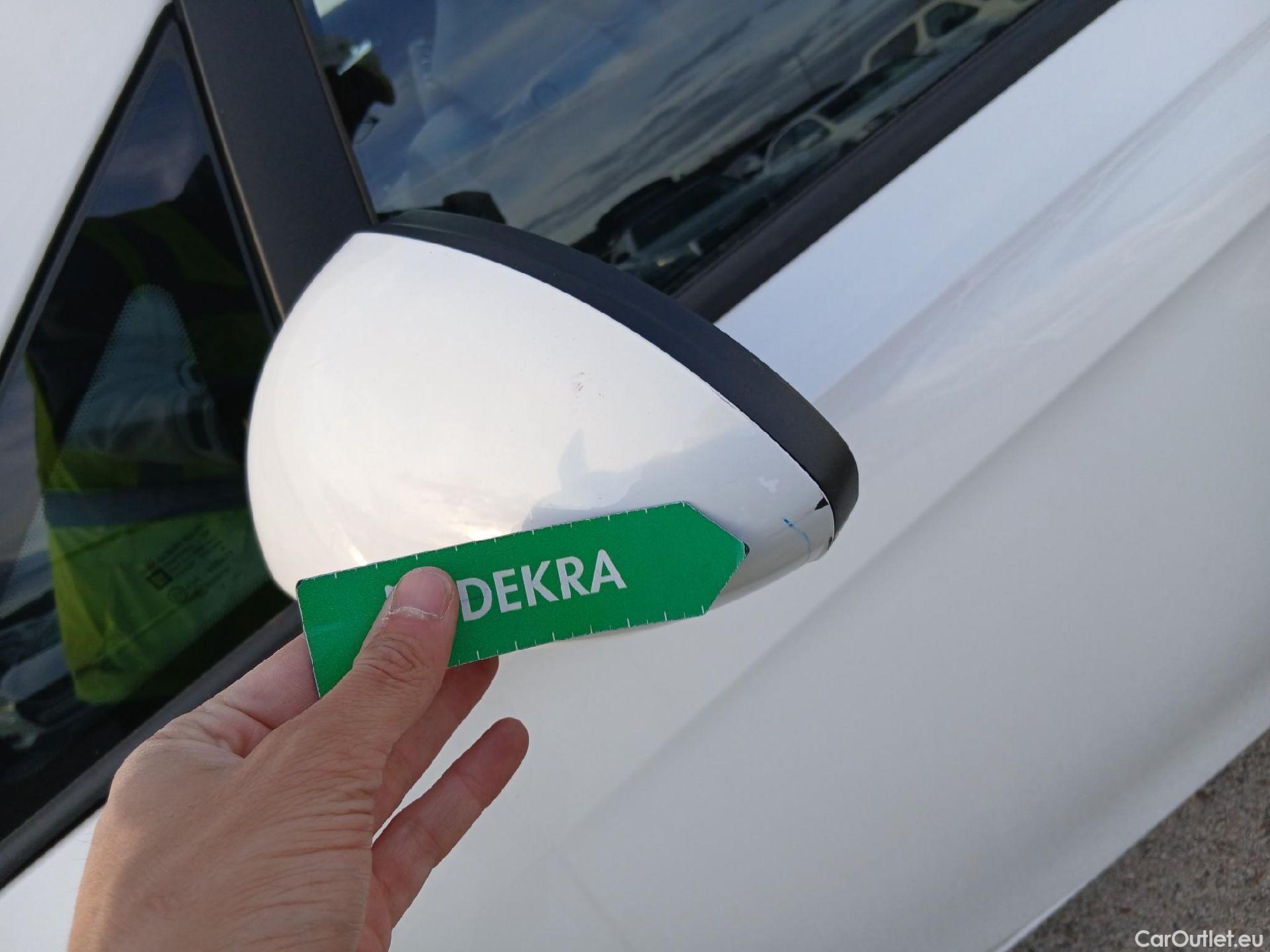  Opel  Corsa OPEL  / 2014 / 5P / berlina con portón 1.4 Expression 55kW (75CV) #12