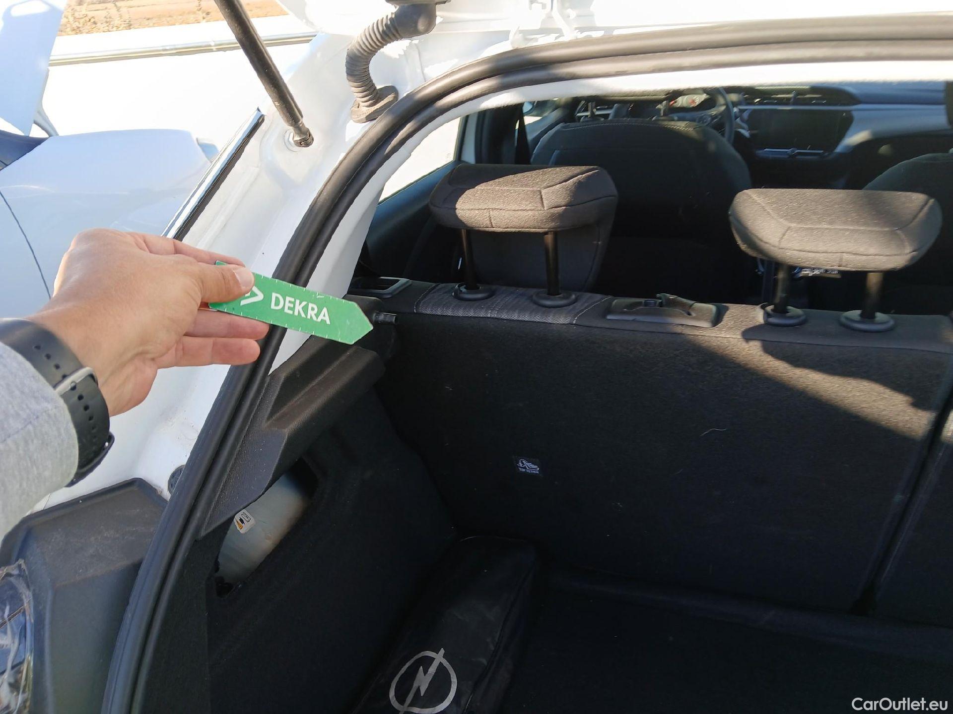  Opel  Corsa OPEL  / 2019 / 5P / berlina con portón  1.2T XHL 74kW (100CV) Edition (2) #3