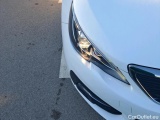  Peugeot  308 PEUGEOT  / 2017 / 5P / berlina con portón 5p Active Pack BlueHDi 130 S&S #17