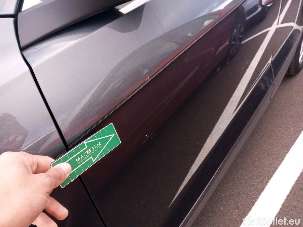  Volkswagen  T-ROC VOLKSWAGEN  / 2017 / 5P / todoterreno Advance 2.0 TDI 110kW (150CV) DSG (AC2) #25